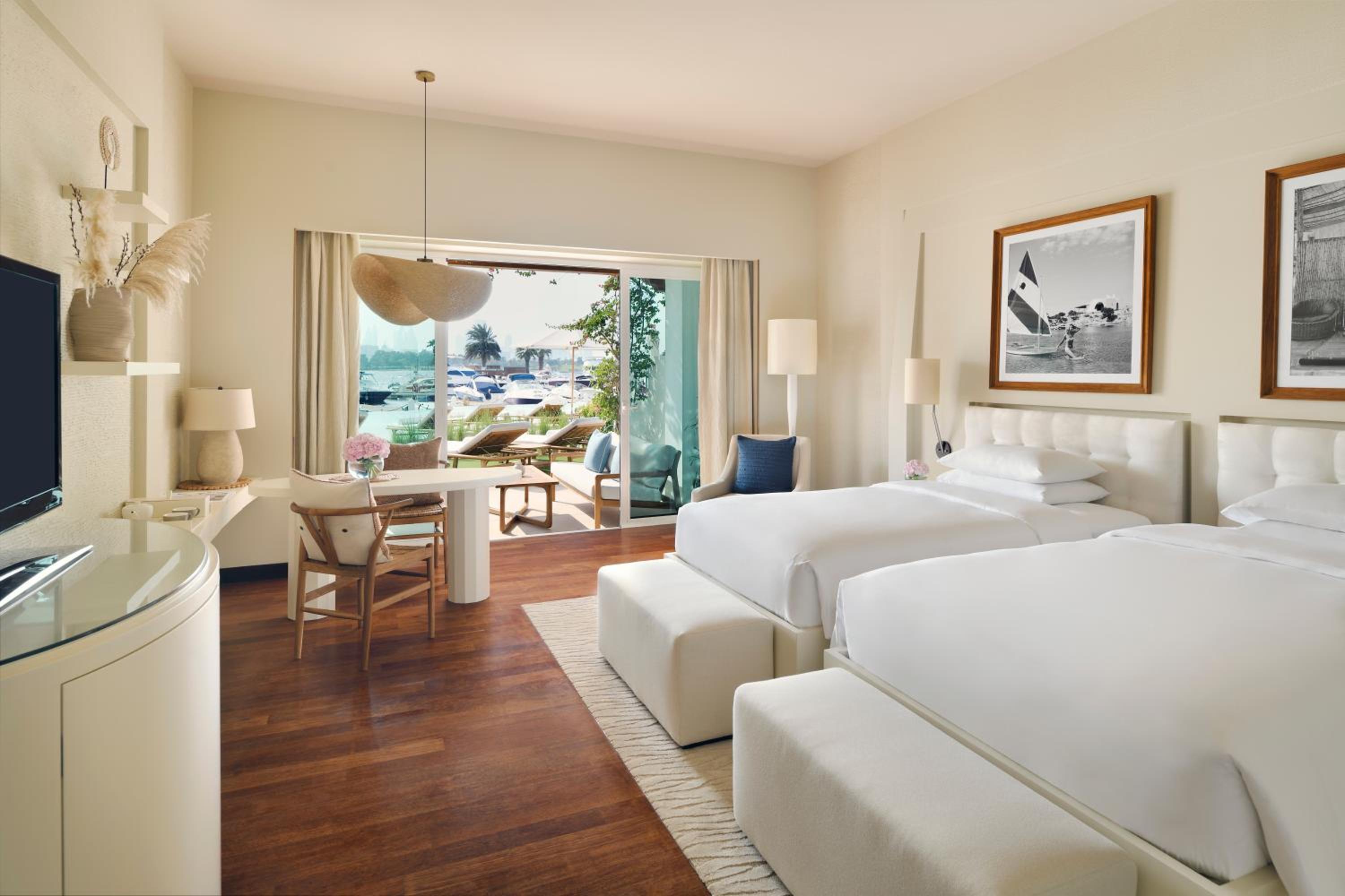 Twin Room Lagoon Beach