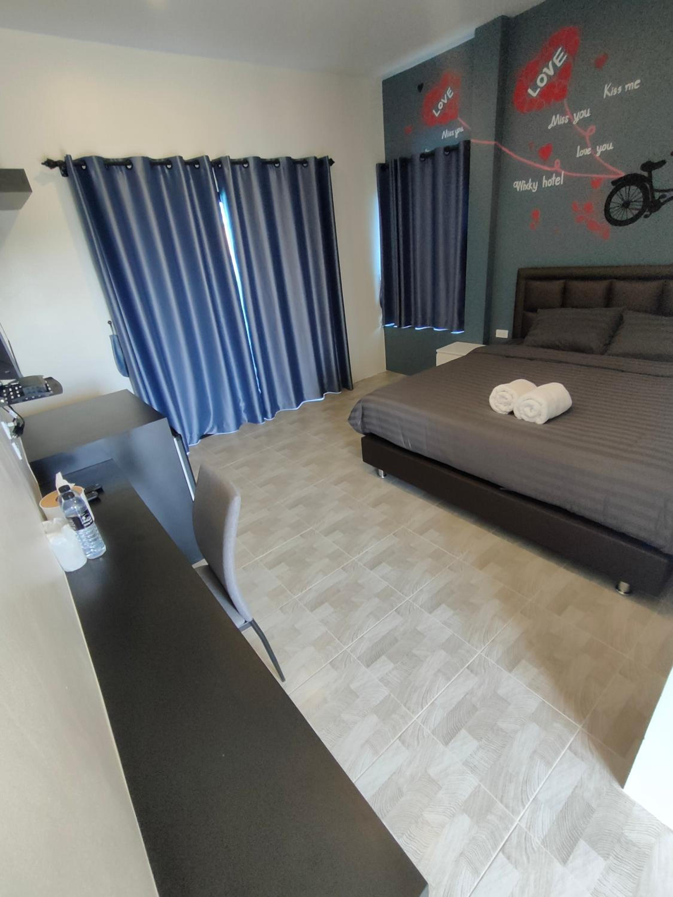 King Room with Mountain View - Photo 11