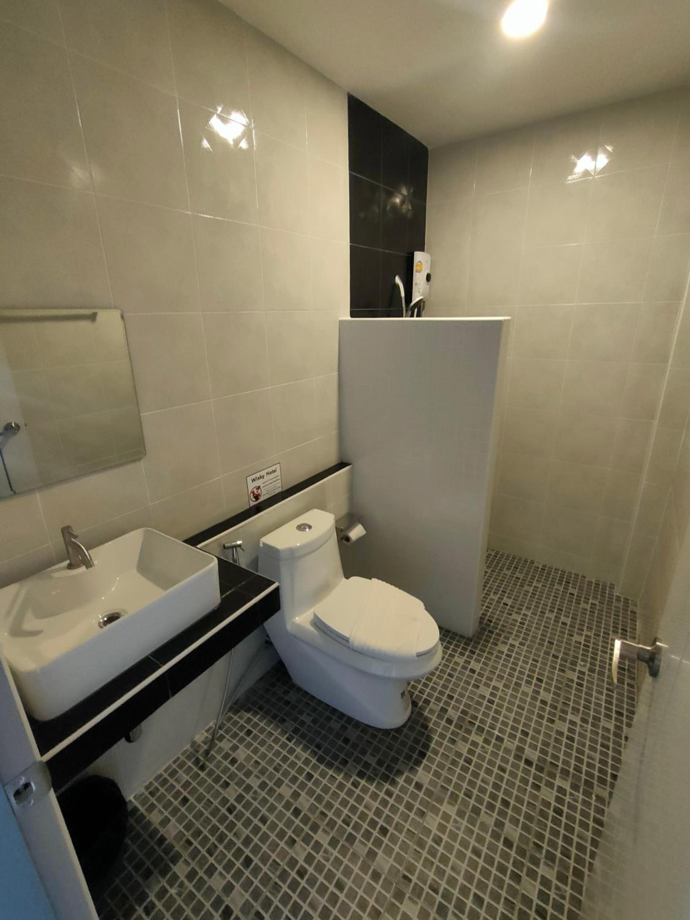 Classic Triple Room - Photo 7