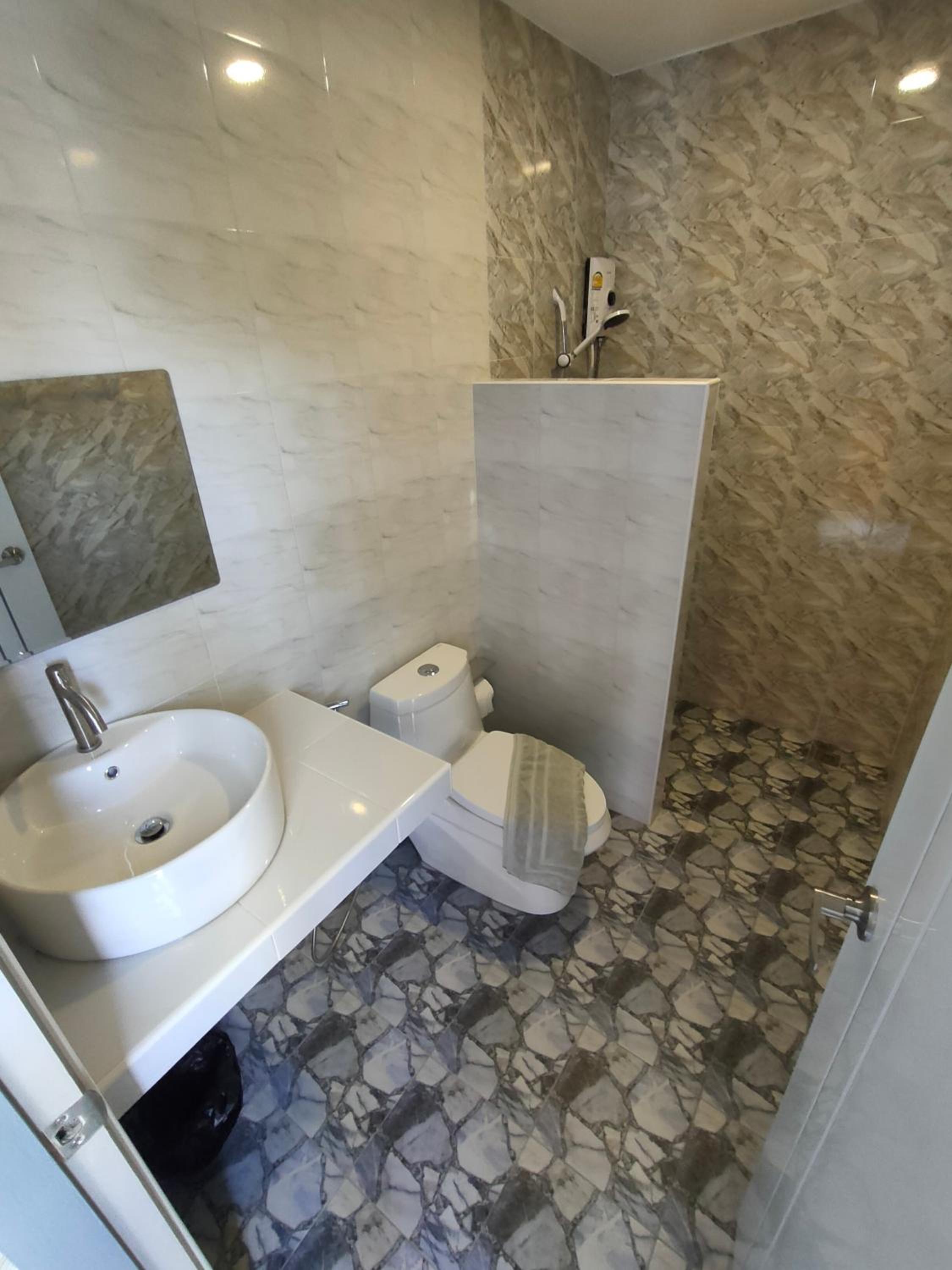 Classic Triple Room - Photo 4