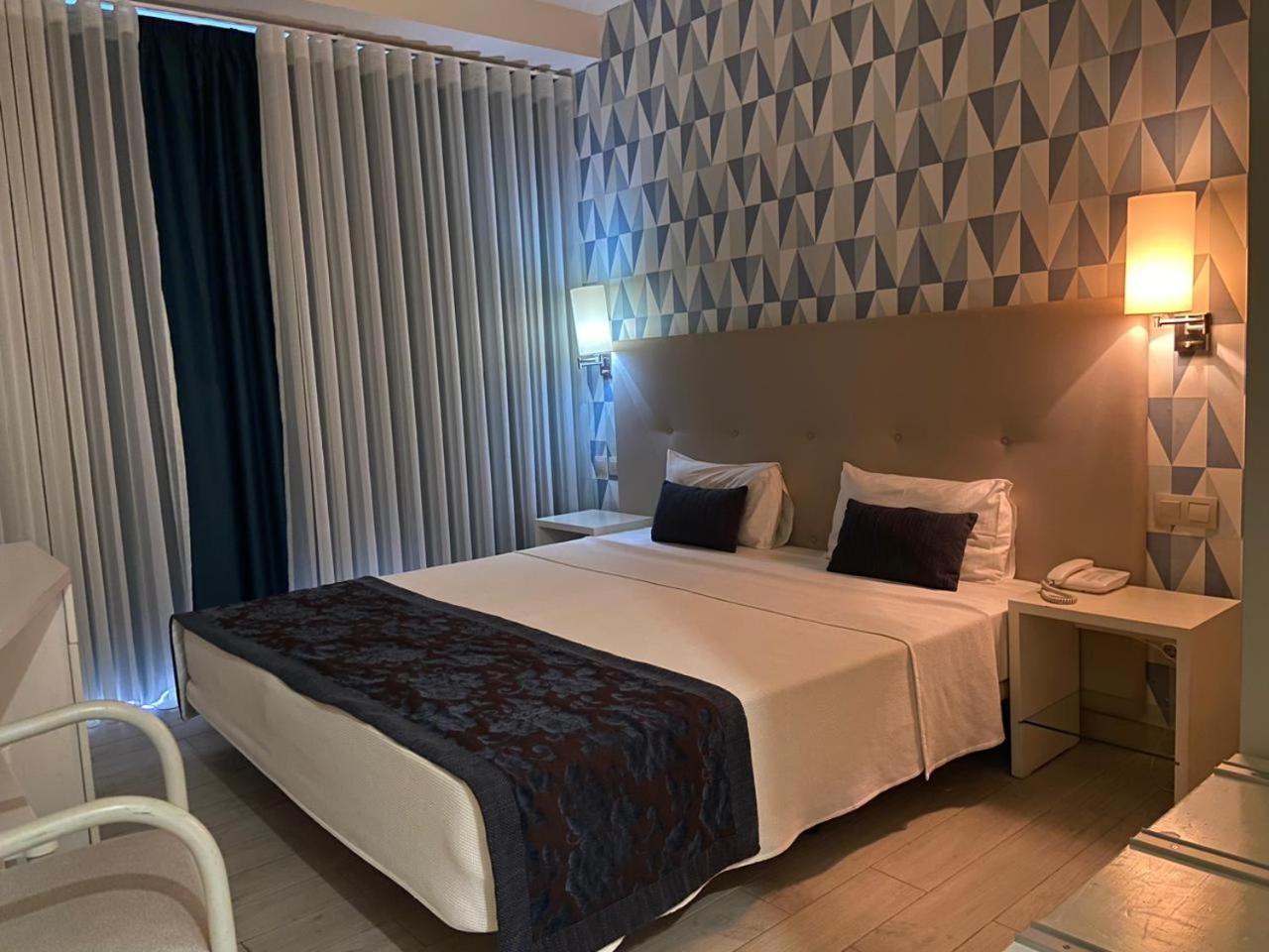 Superior Double or Twin Room - Photo 2