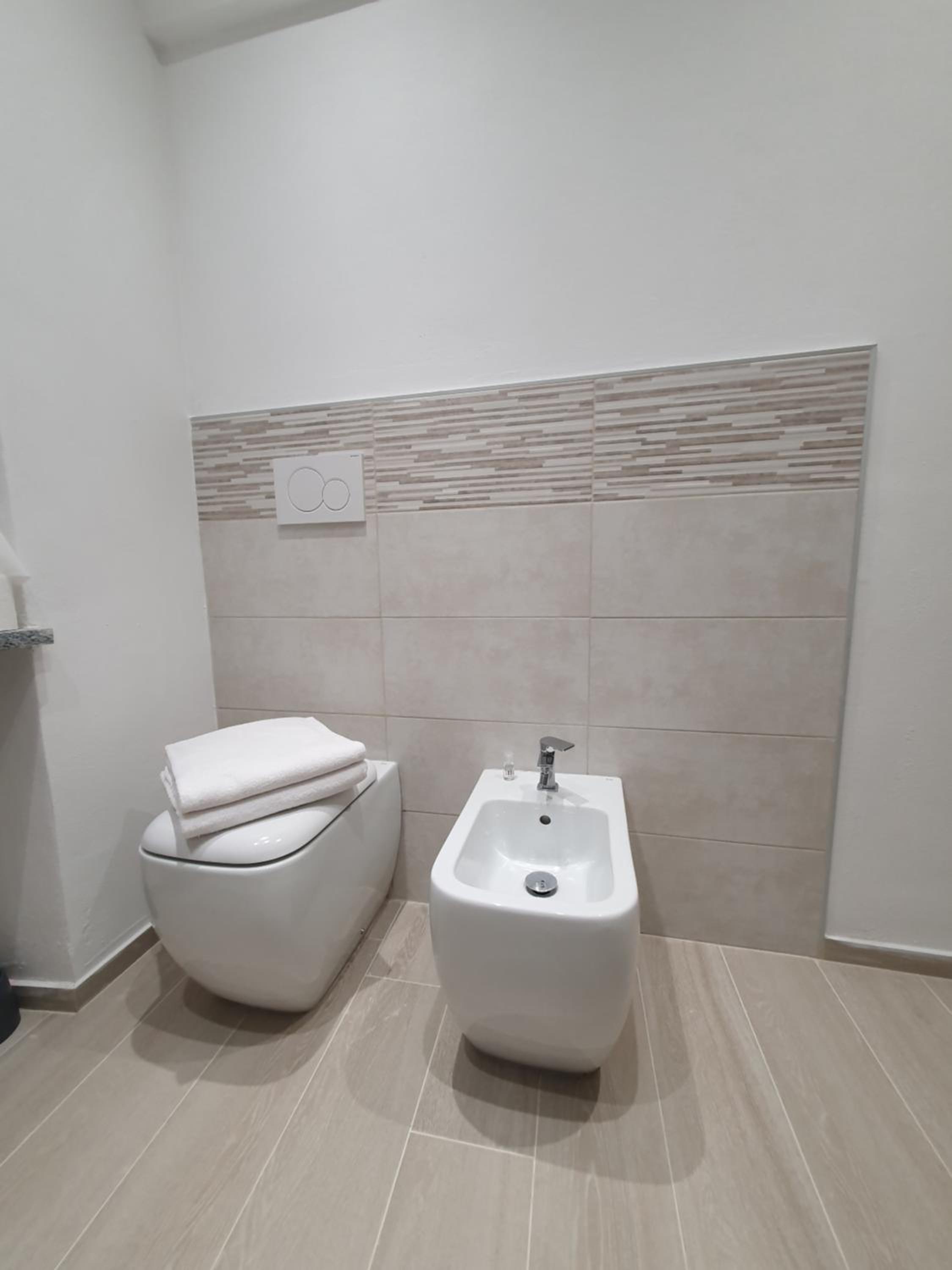Apartment - Photo 11