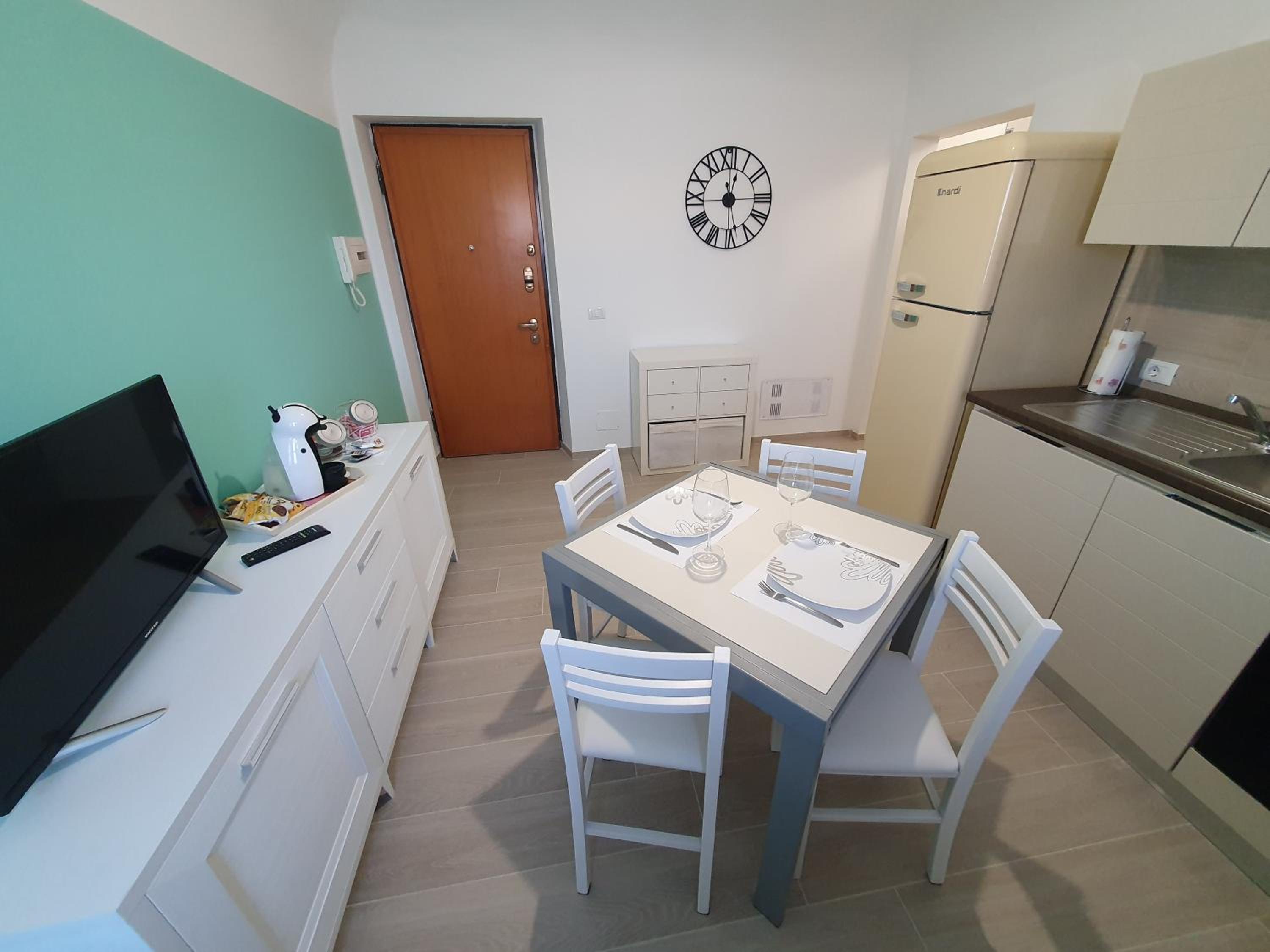 Apartment - Photo 3