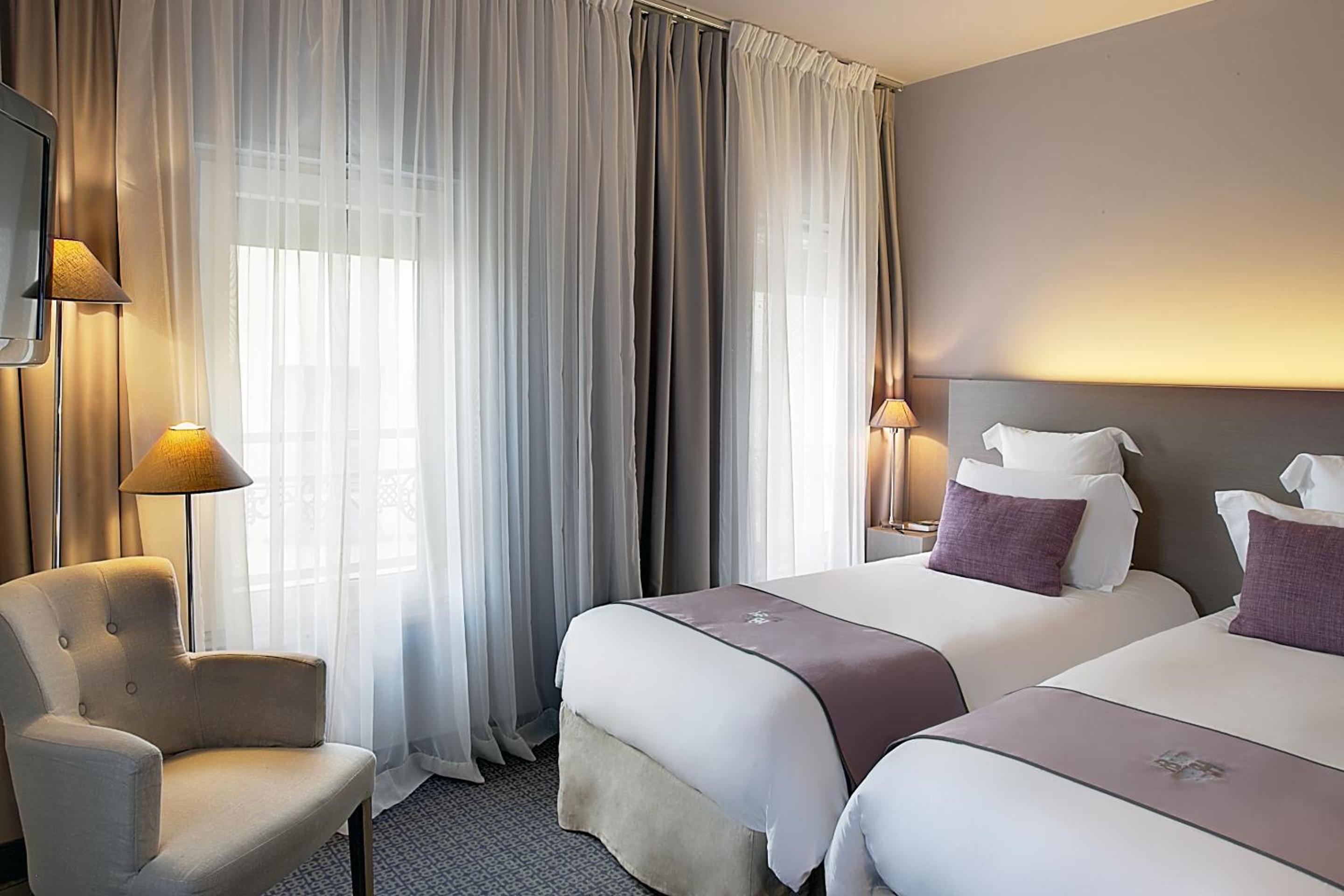Superior Twin Room - Photo 4