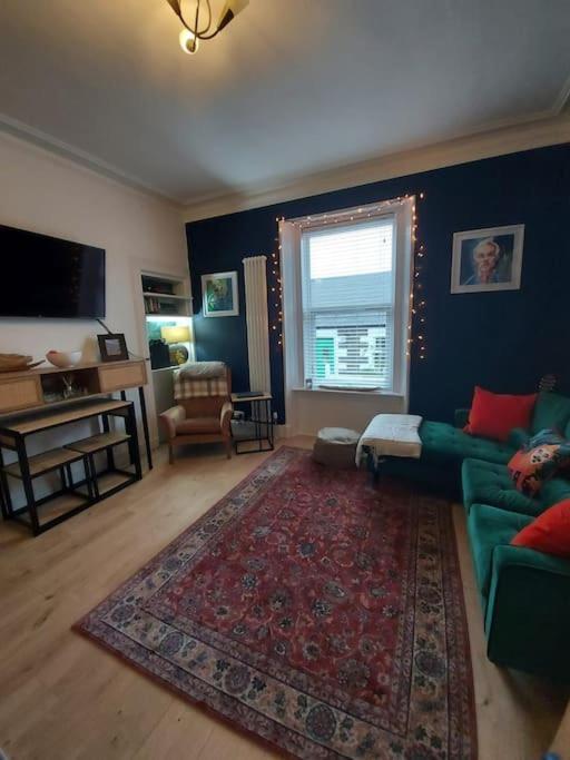 Two-Bedroom Apartment photo 2