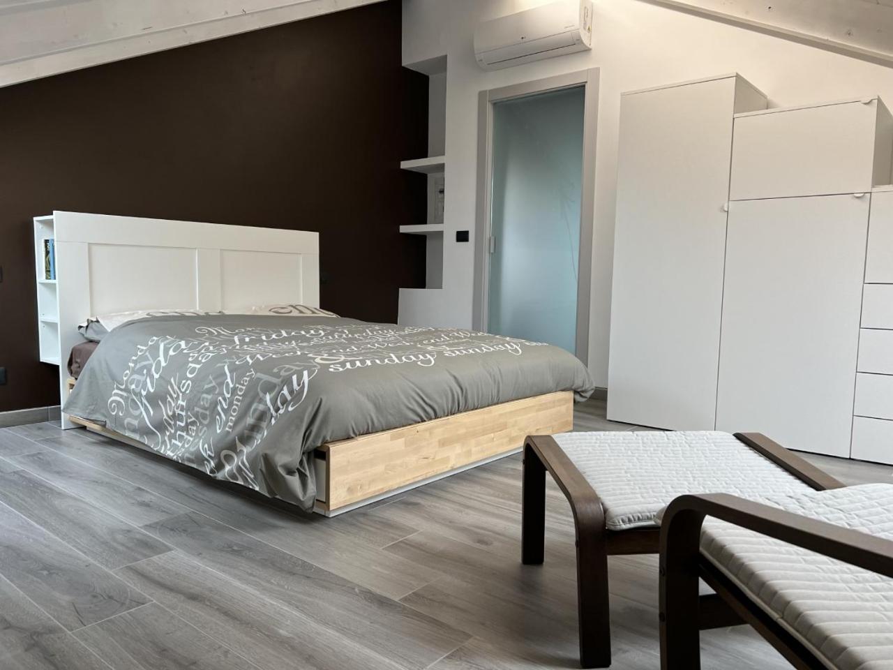 Two-Bedroom House photo 2