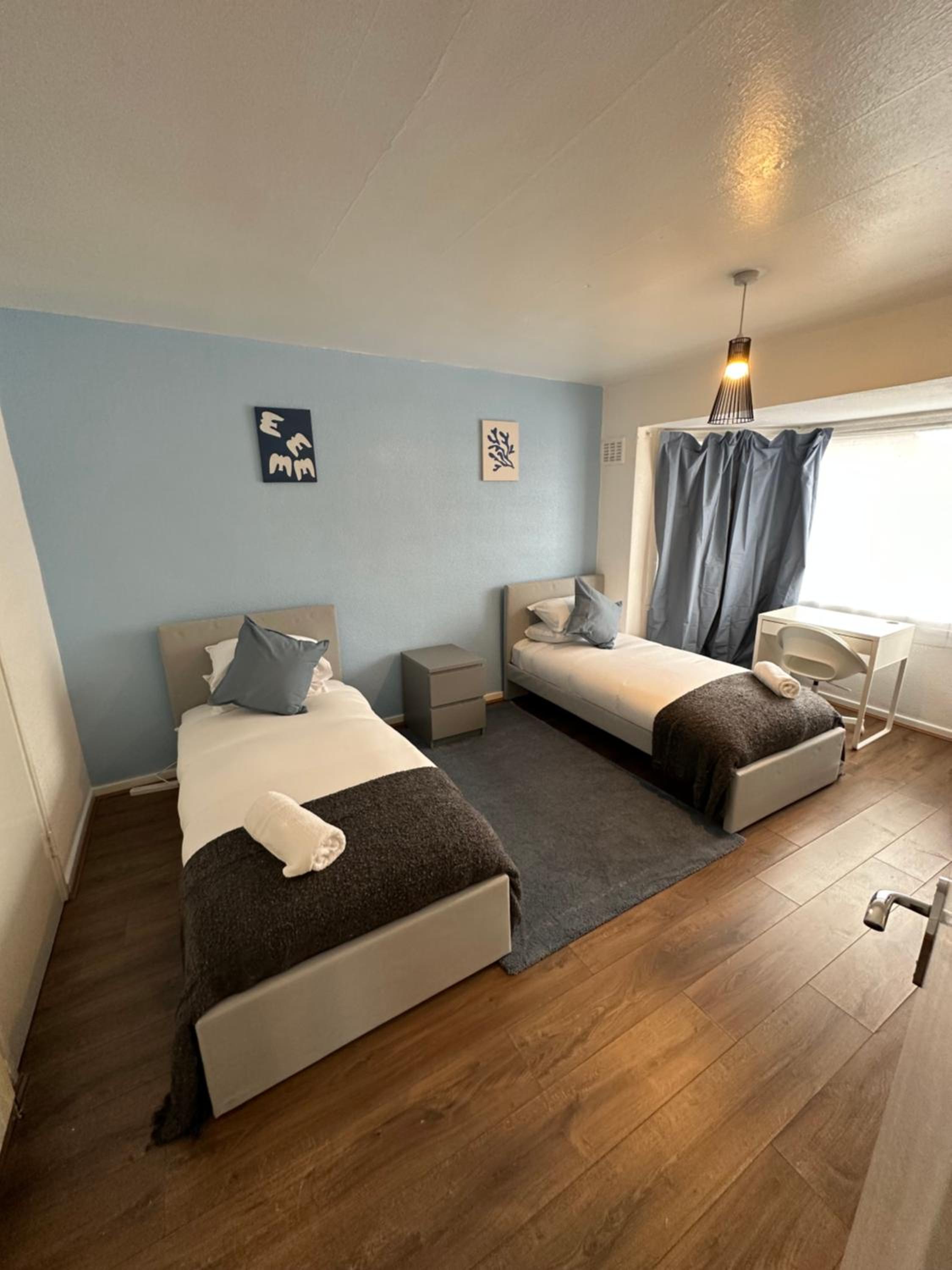Three-Bedroom House photo 2