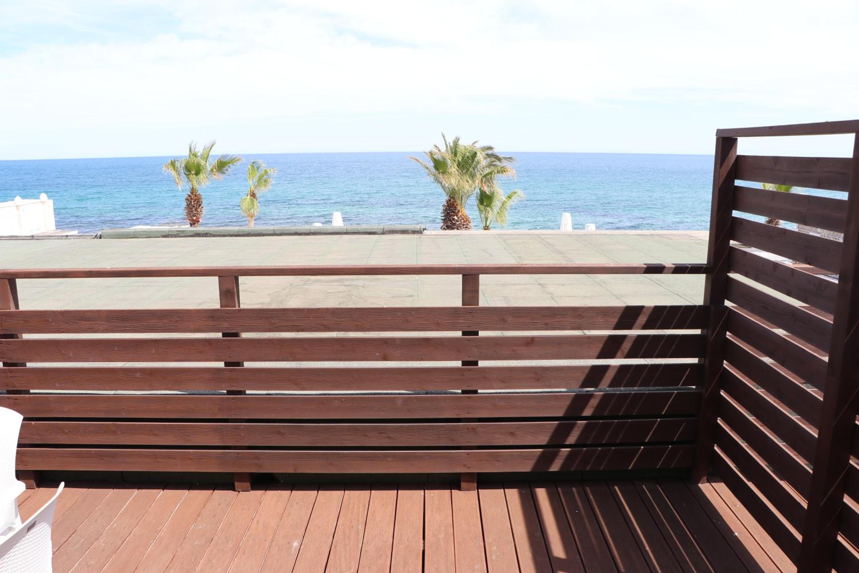 Deluxe Double Room with Sea View photo 3