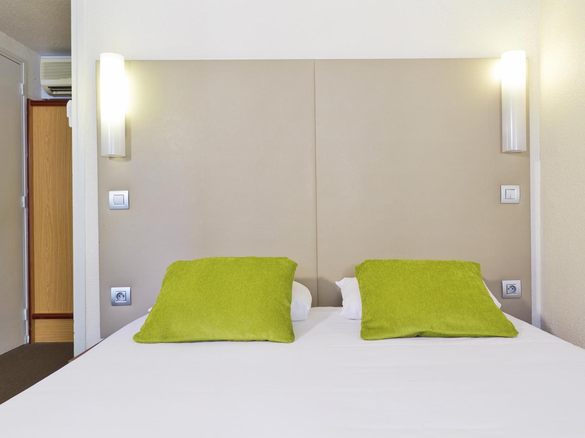 Double Room - Photo 6