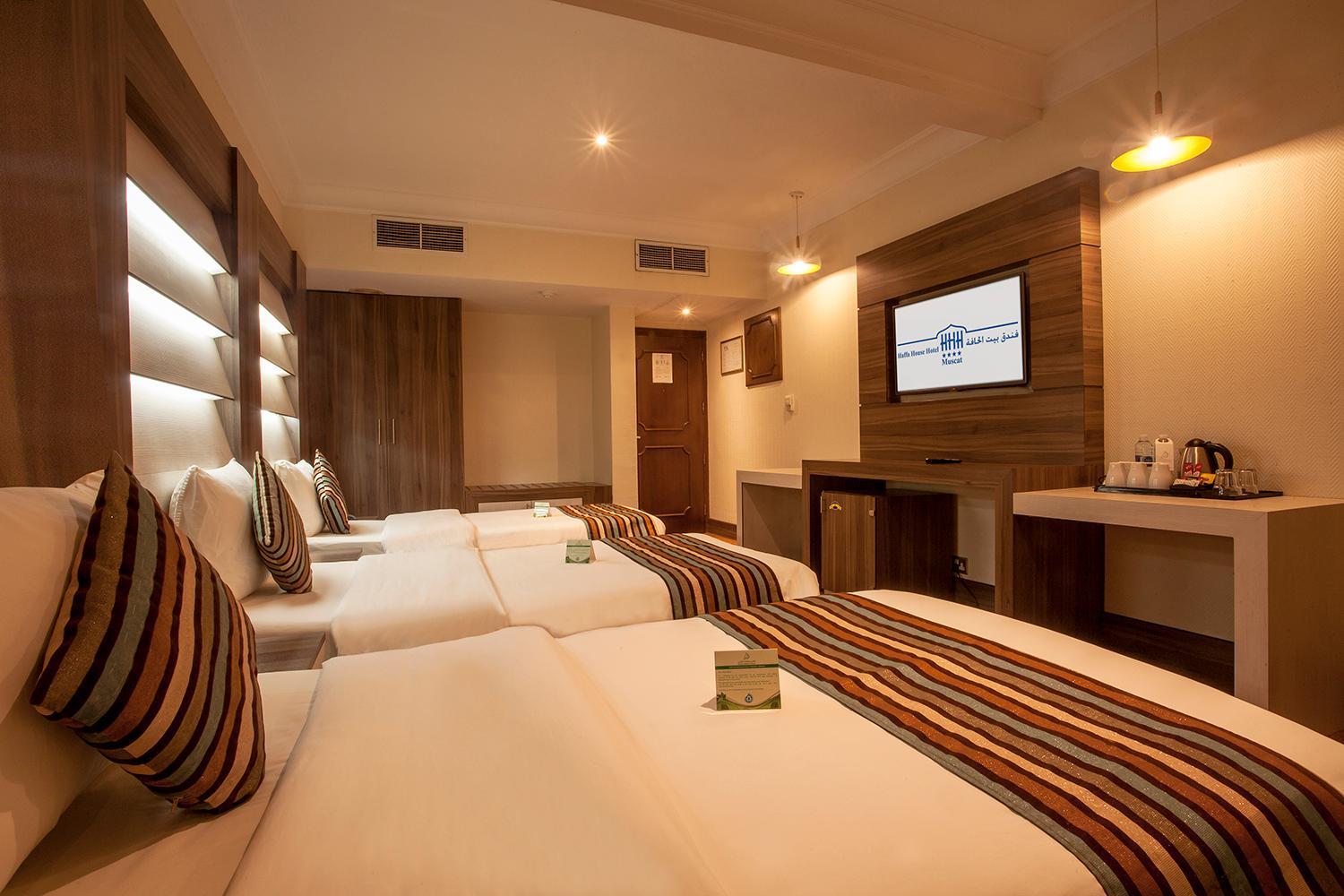 Standard Triple Room - Photo 3