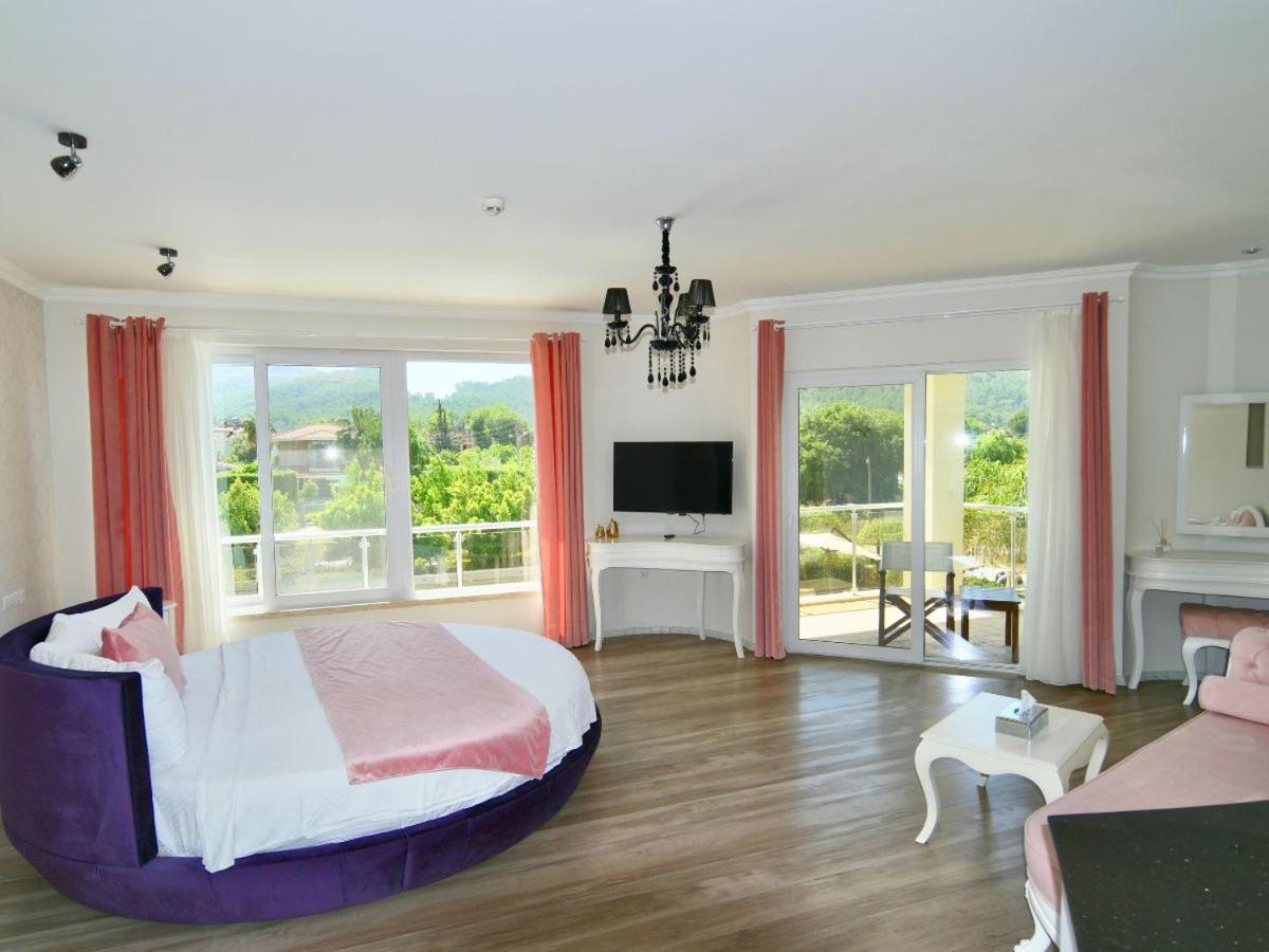 Double Room with Spa Bath