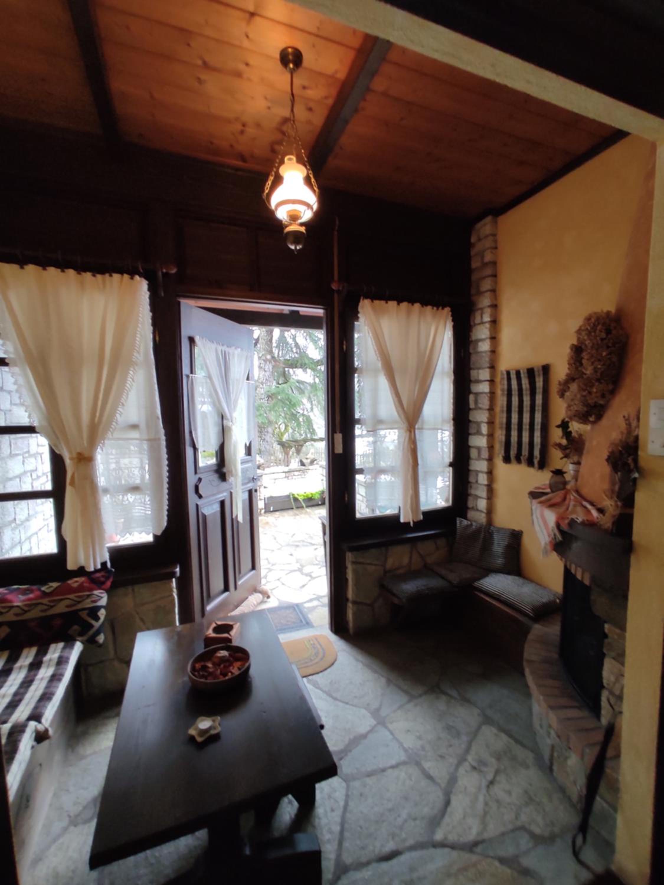 Superior Studio with Fireplace  - Photo 4