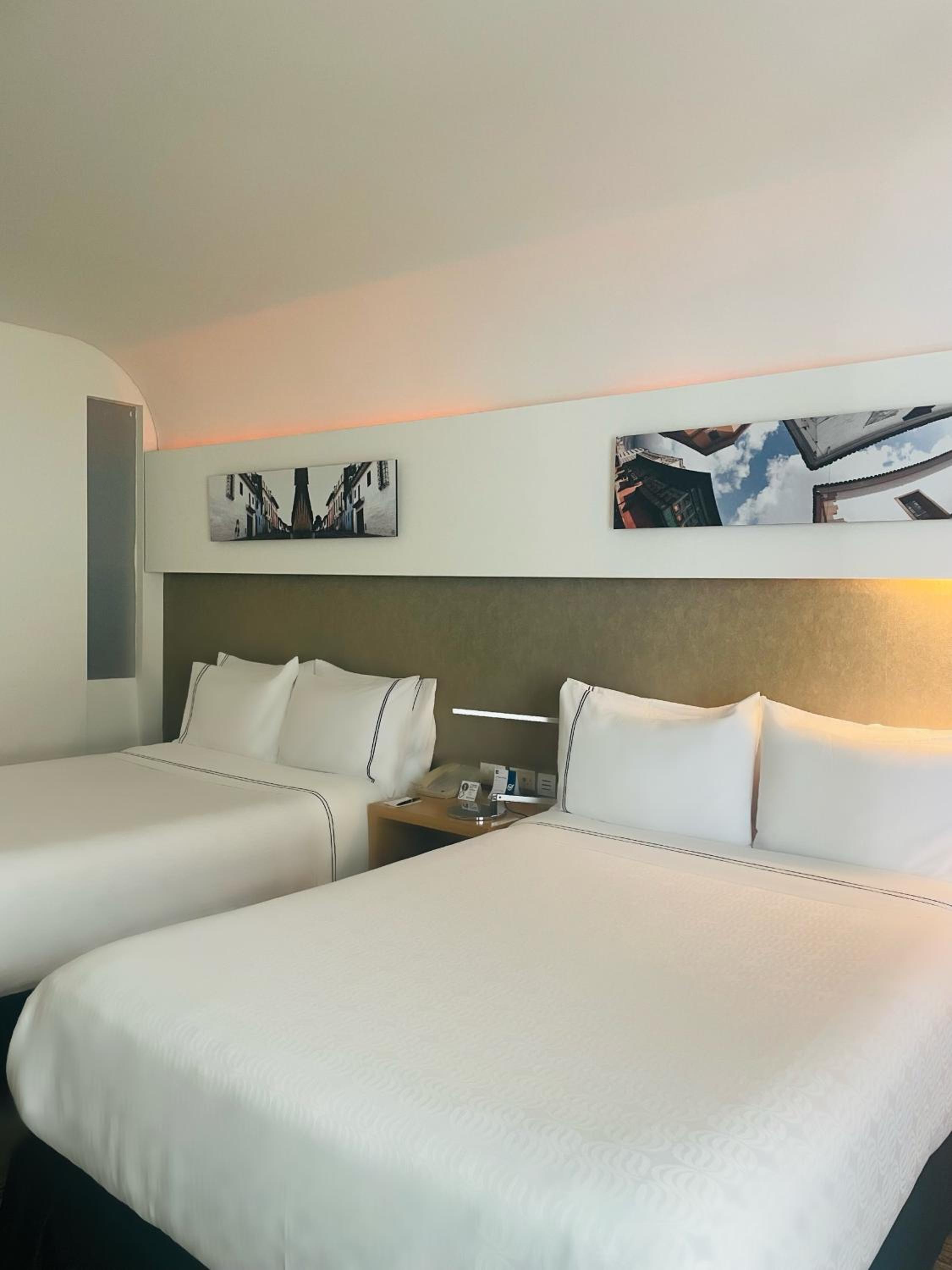 Twin Room - Photo 4
