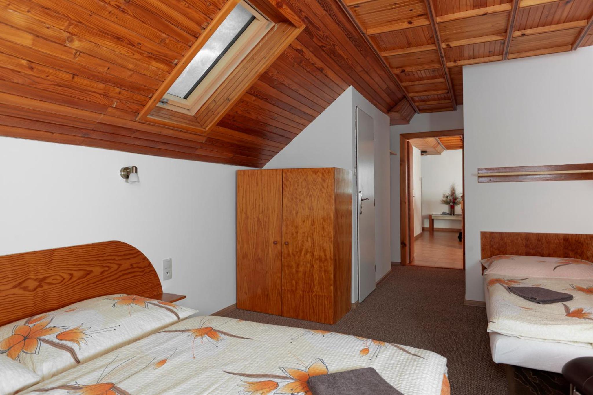 Standard Triple Room photo 3