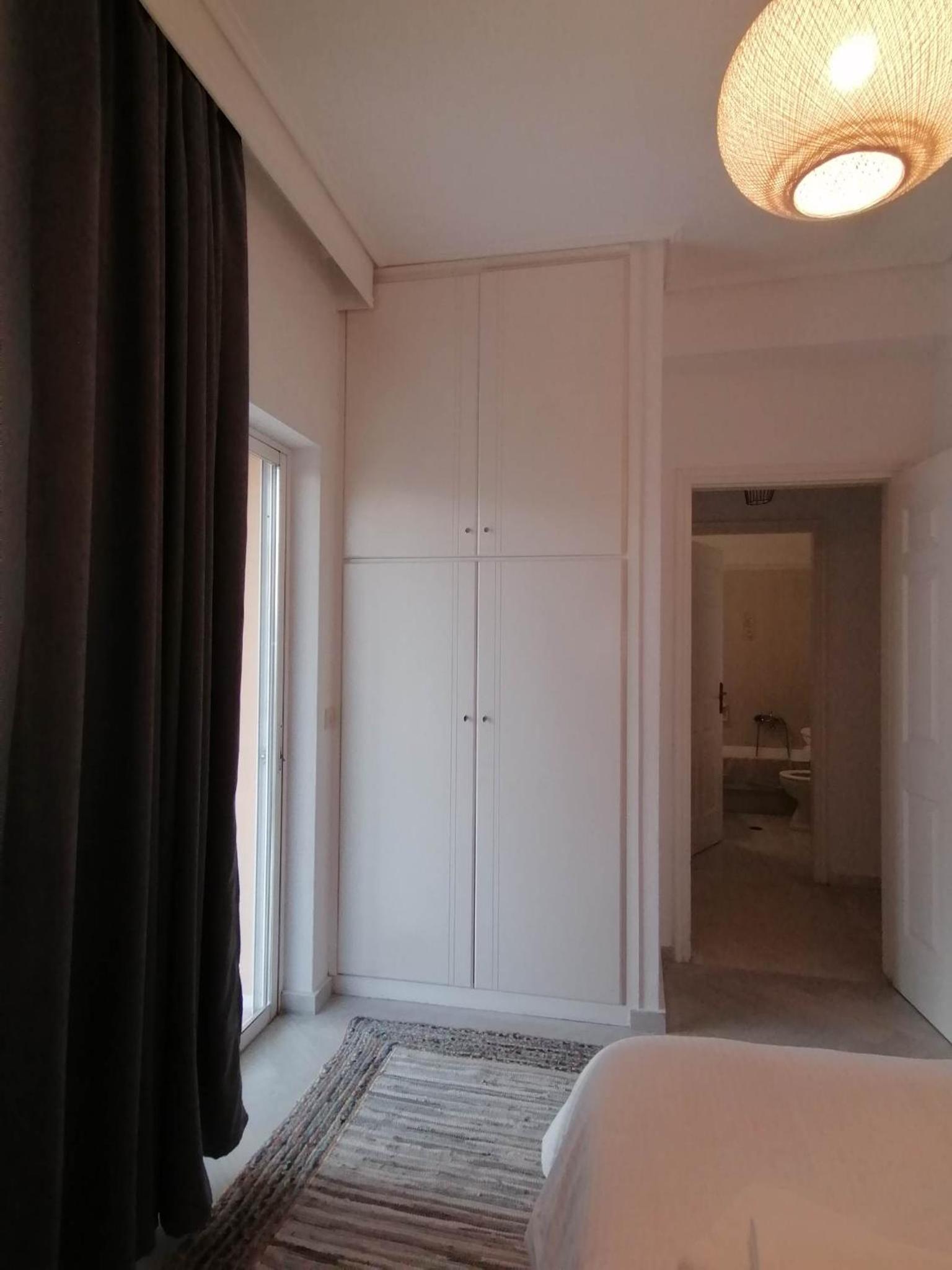 One-Bedroom Apartment photo 3