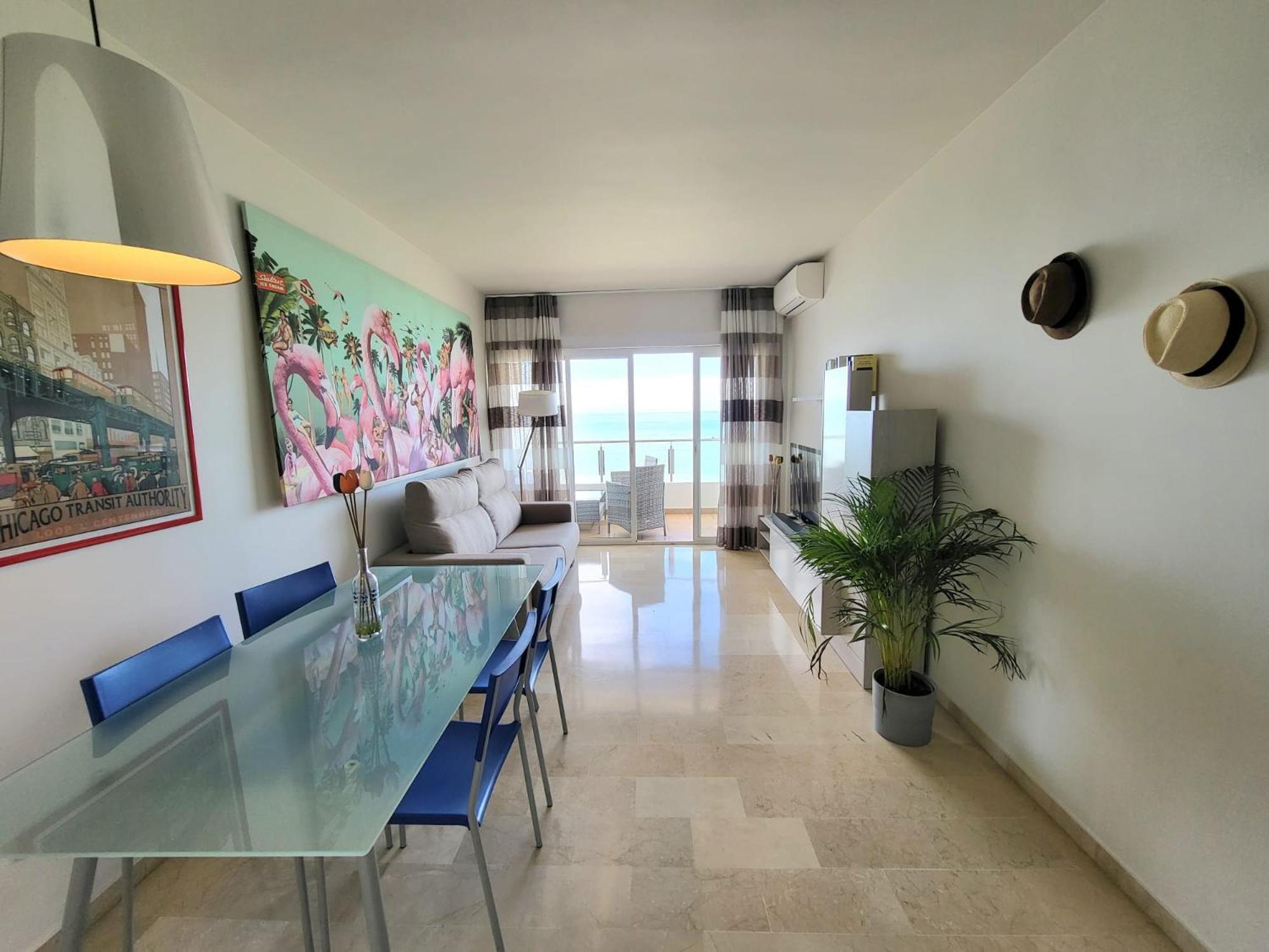 Apartamento con vista al mar