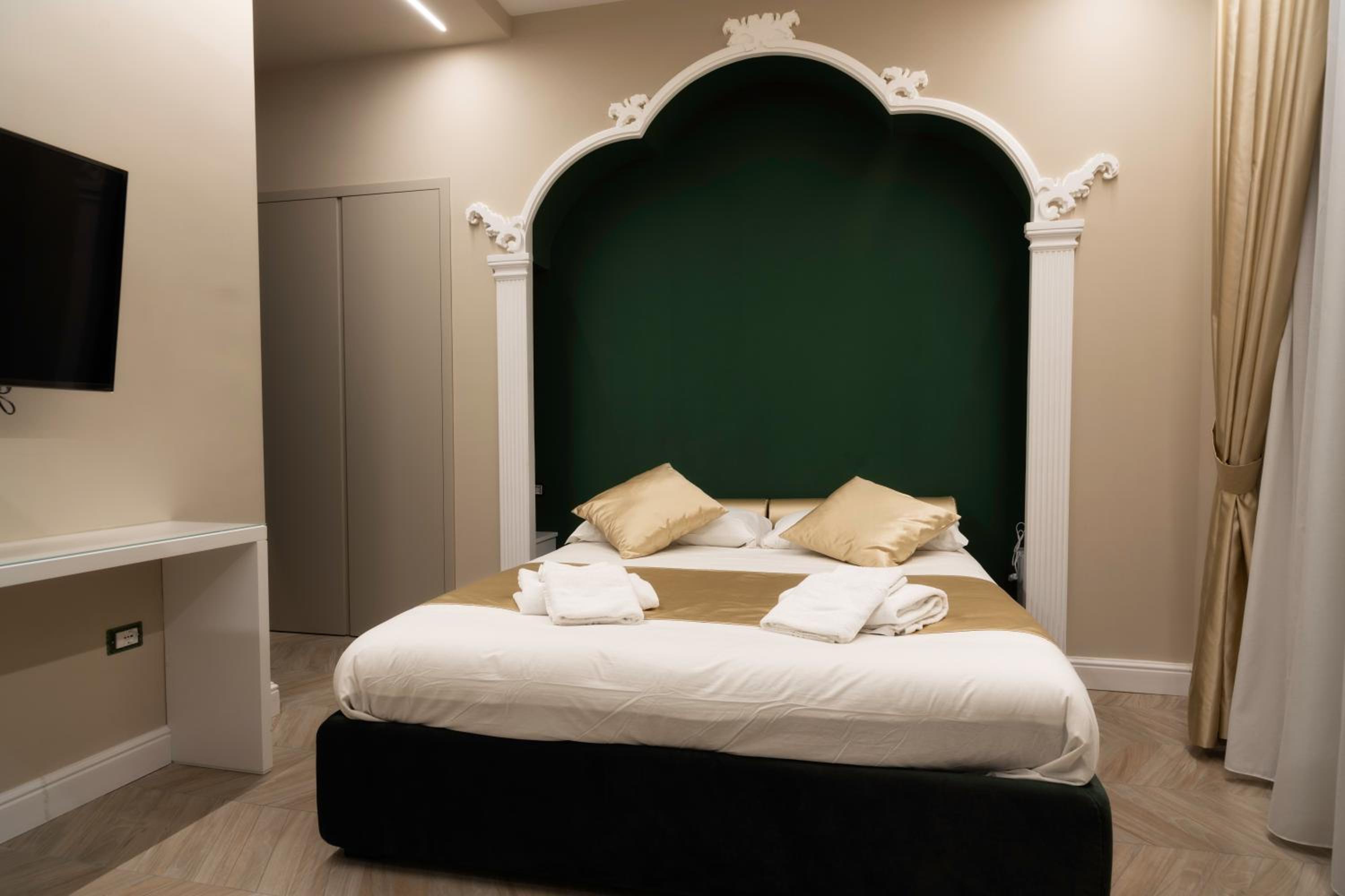 Superior Queen Room