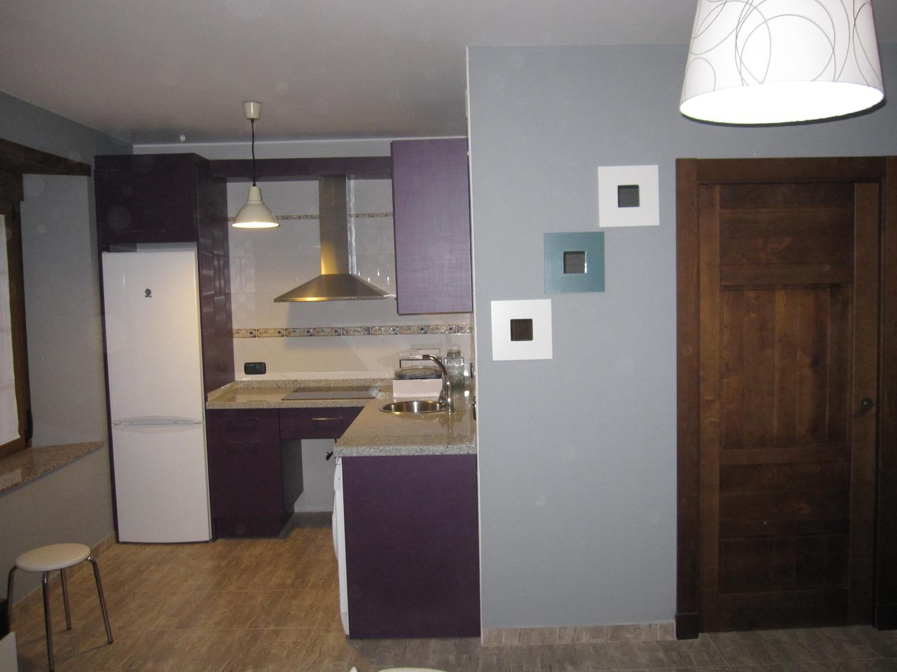 Two-Bedroom Apartment - Photo 6