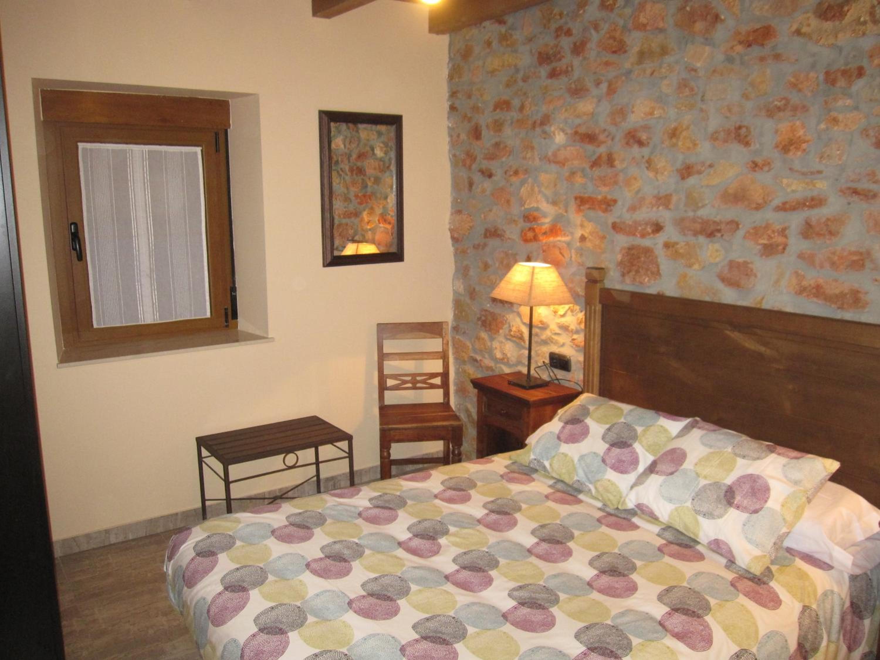 Three-Bedroom Apartment - Photo 3