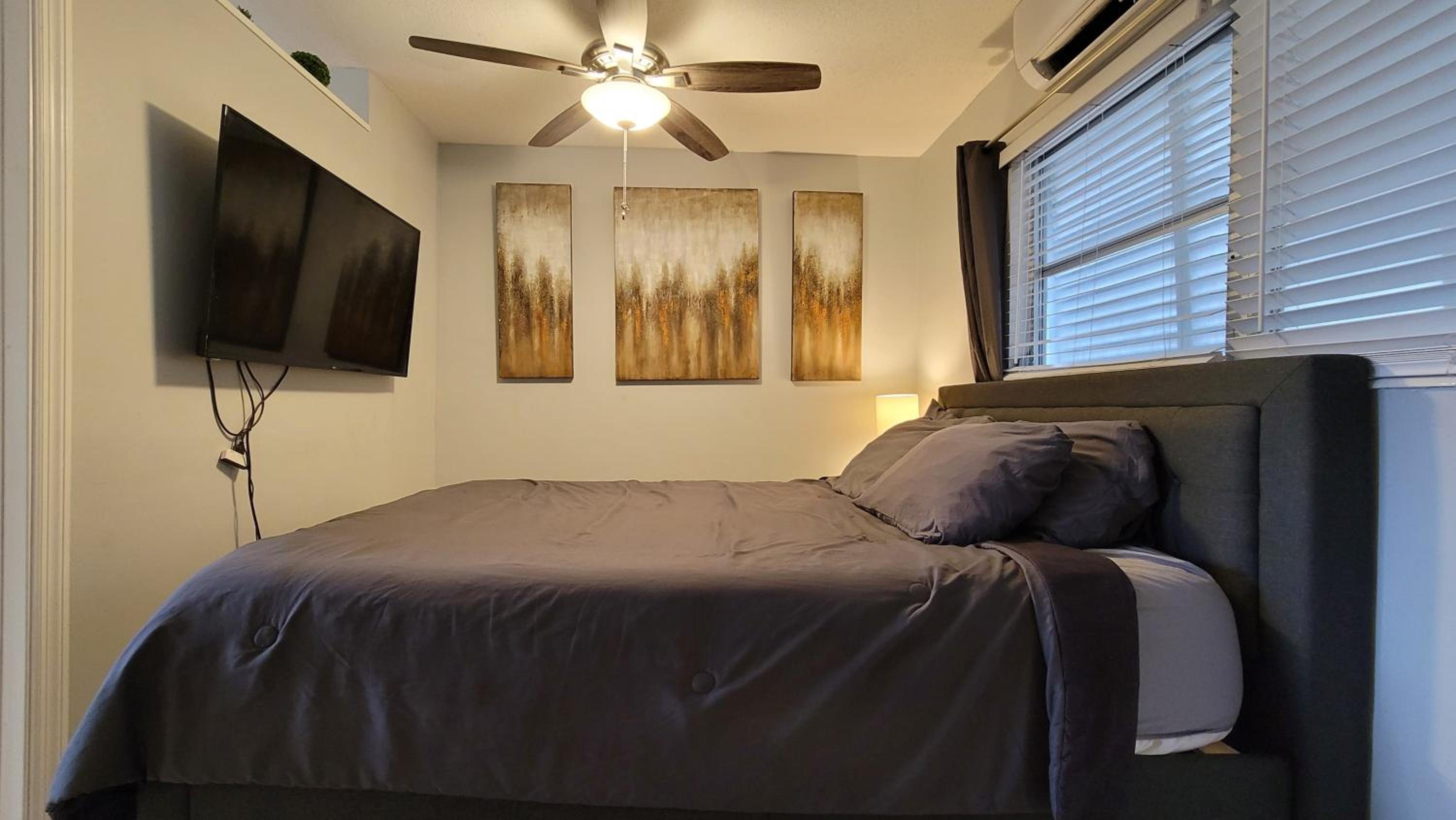 Apartment - Photo 1