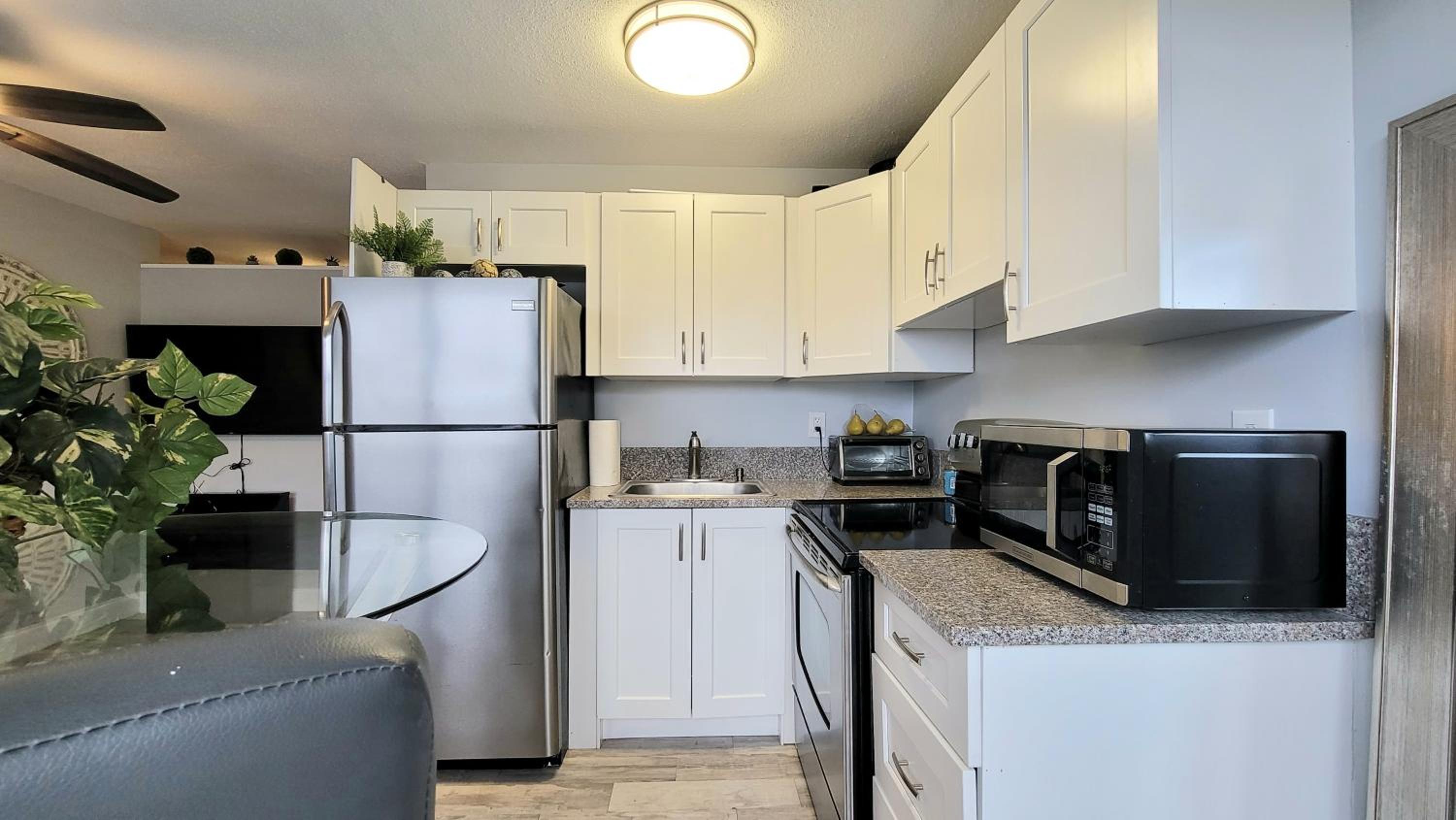 Apartment - Photo 2