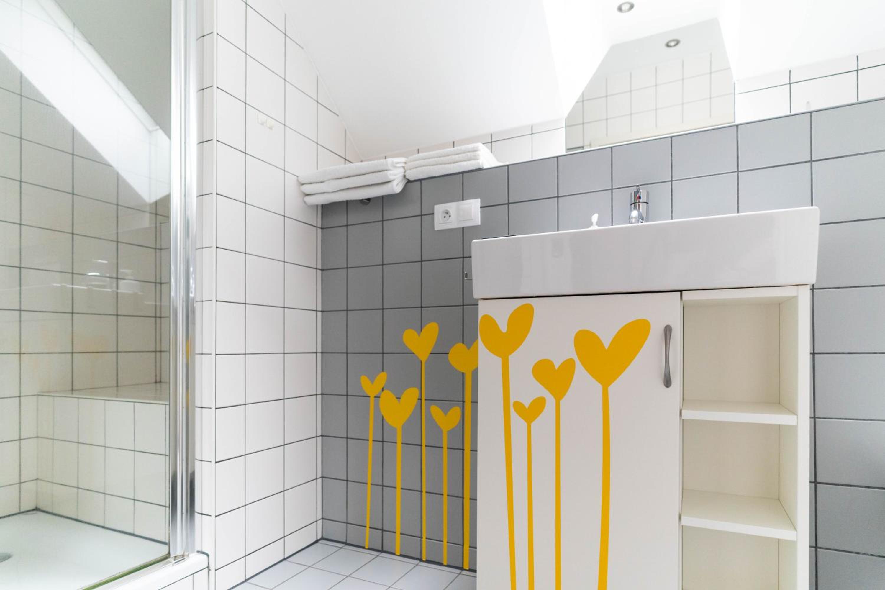 Triple Room with Bathroom - Photo 5