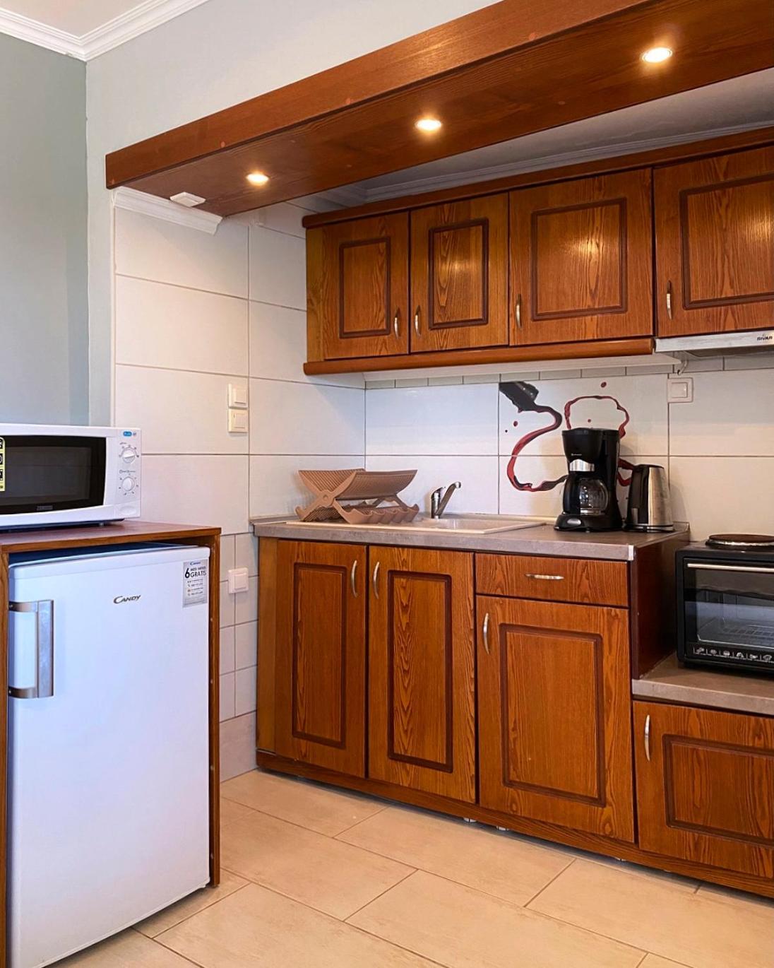 Studio Apartment photo 3