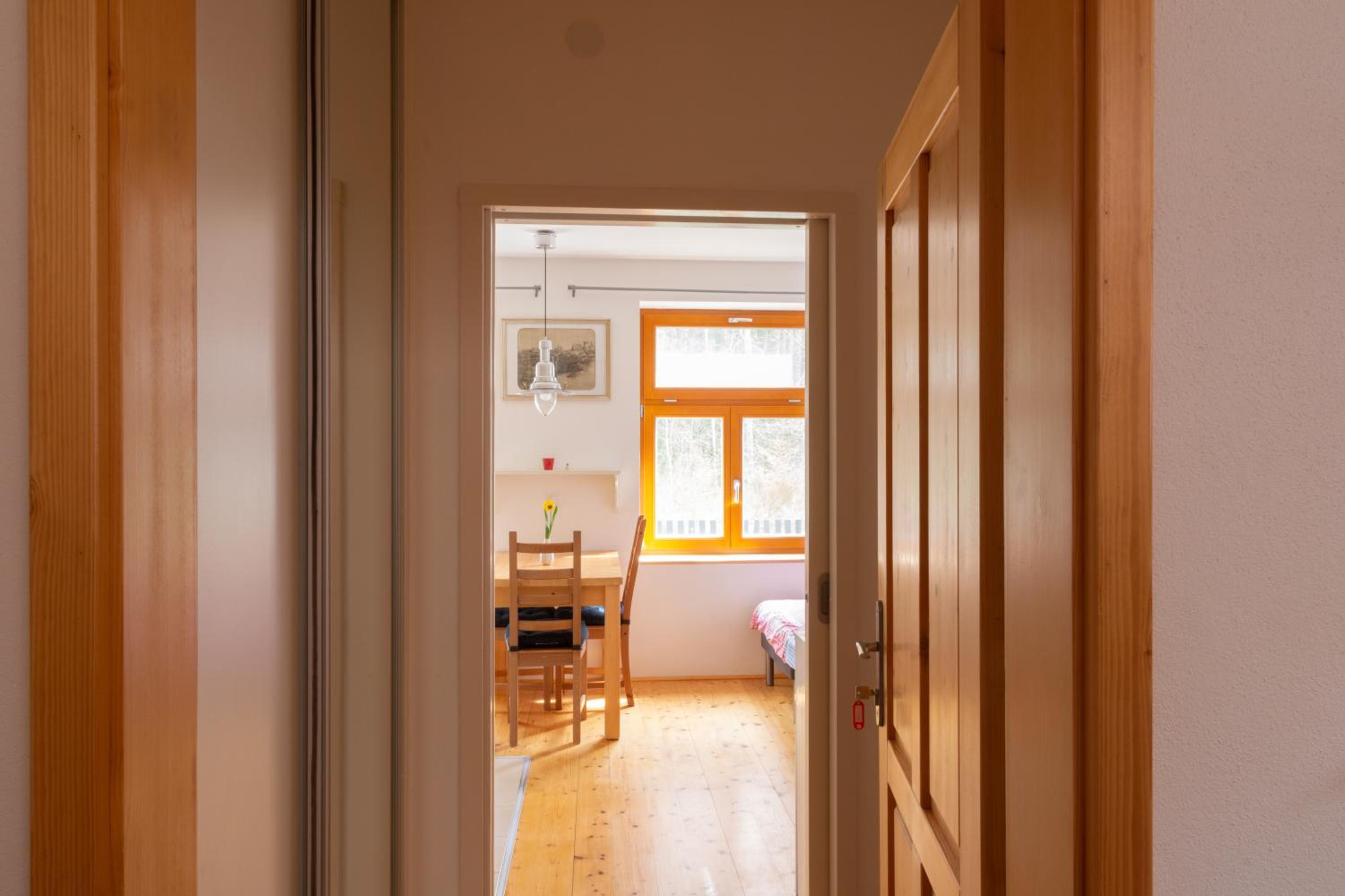 Double Room with Extra Bed - Photo 9