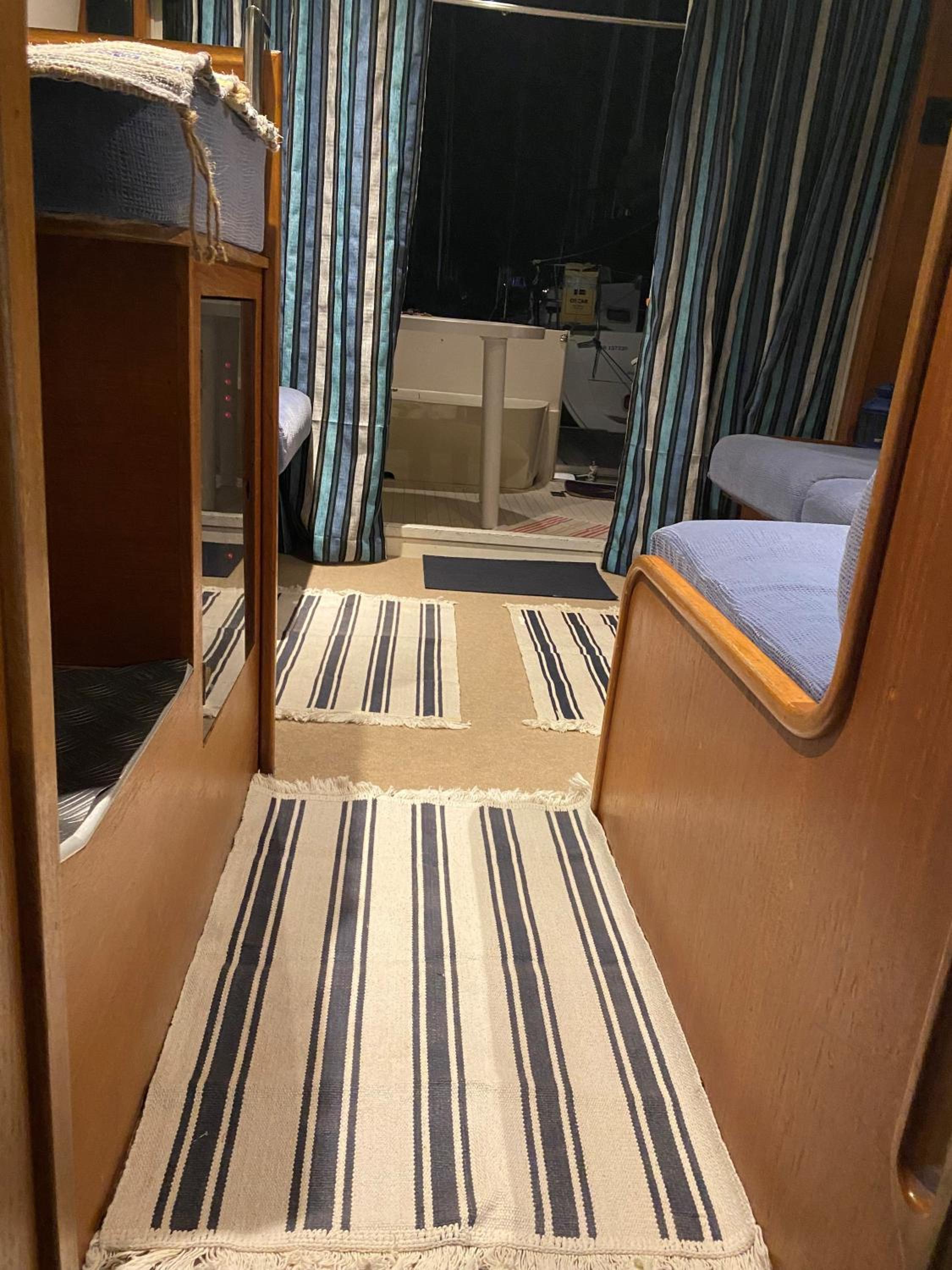 Mobile Home photo 3