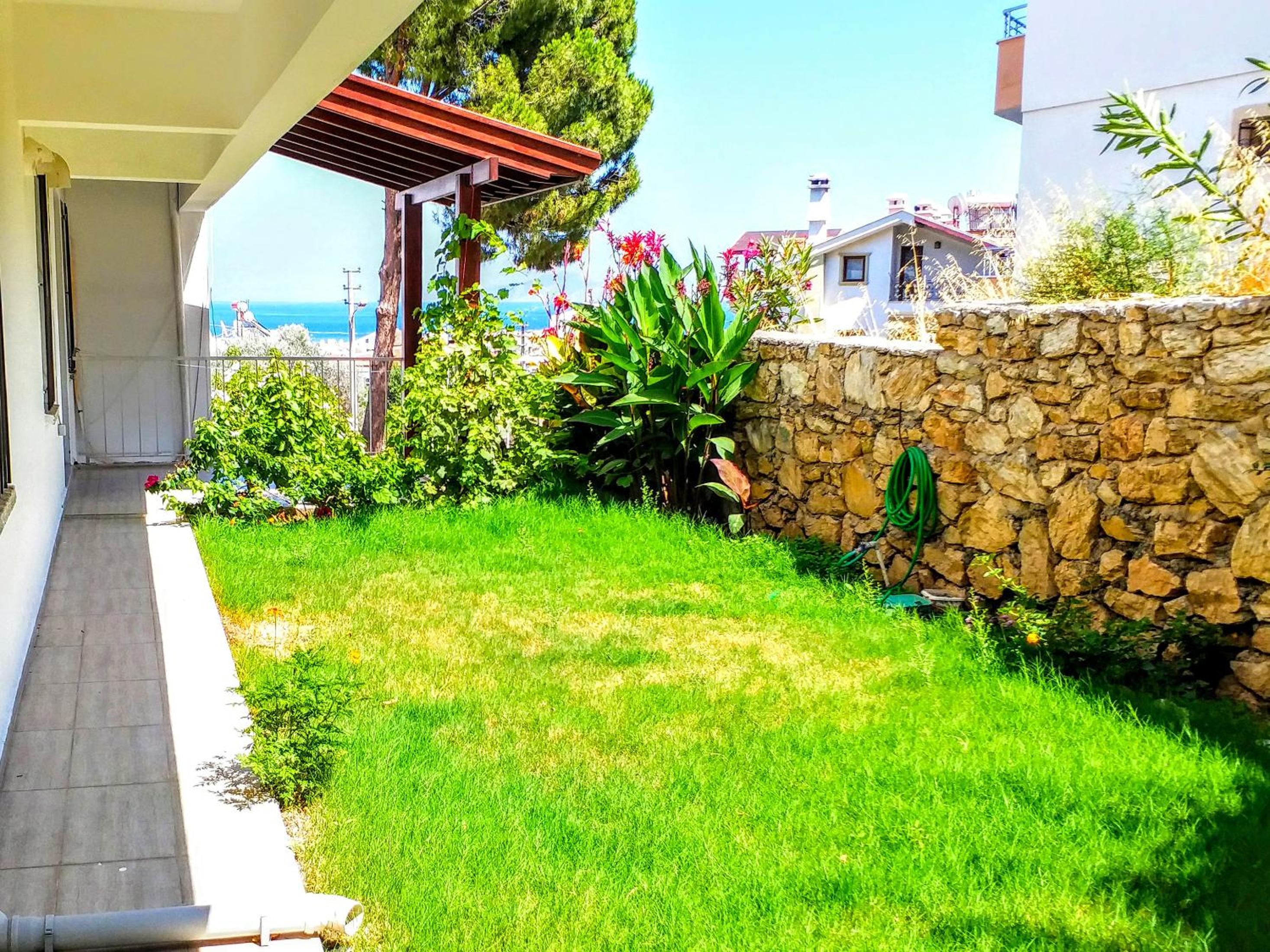 Apartment with Garden View photo 2