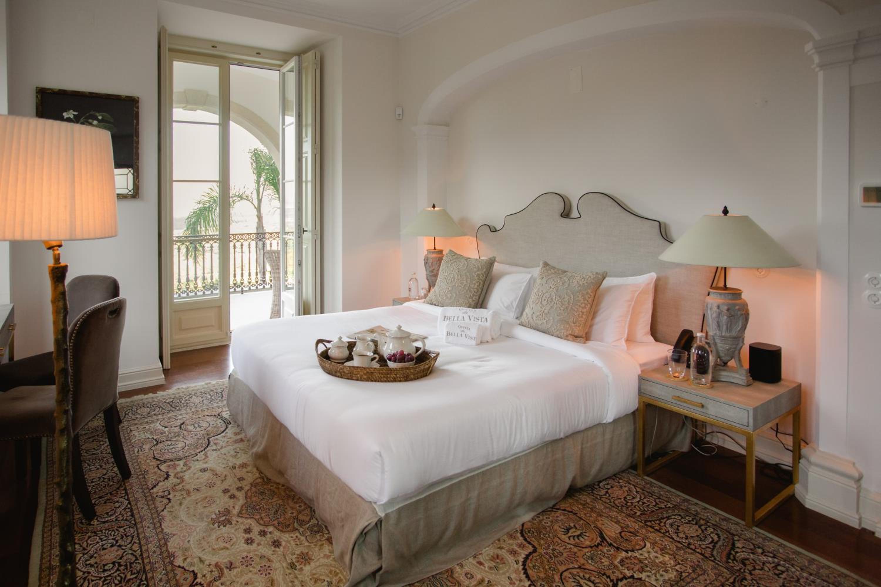 Deluxe Suite with Sea View photo 2