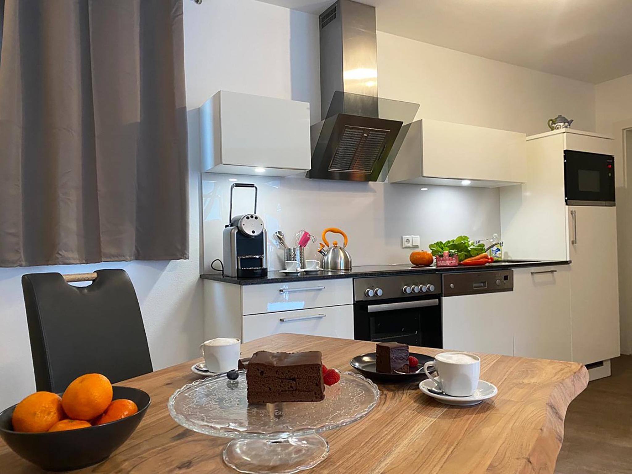 Two-Bedroom Apartment (5 Adults) - Photo 4
