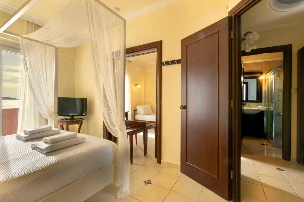 Suite with Sea View photo 1