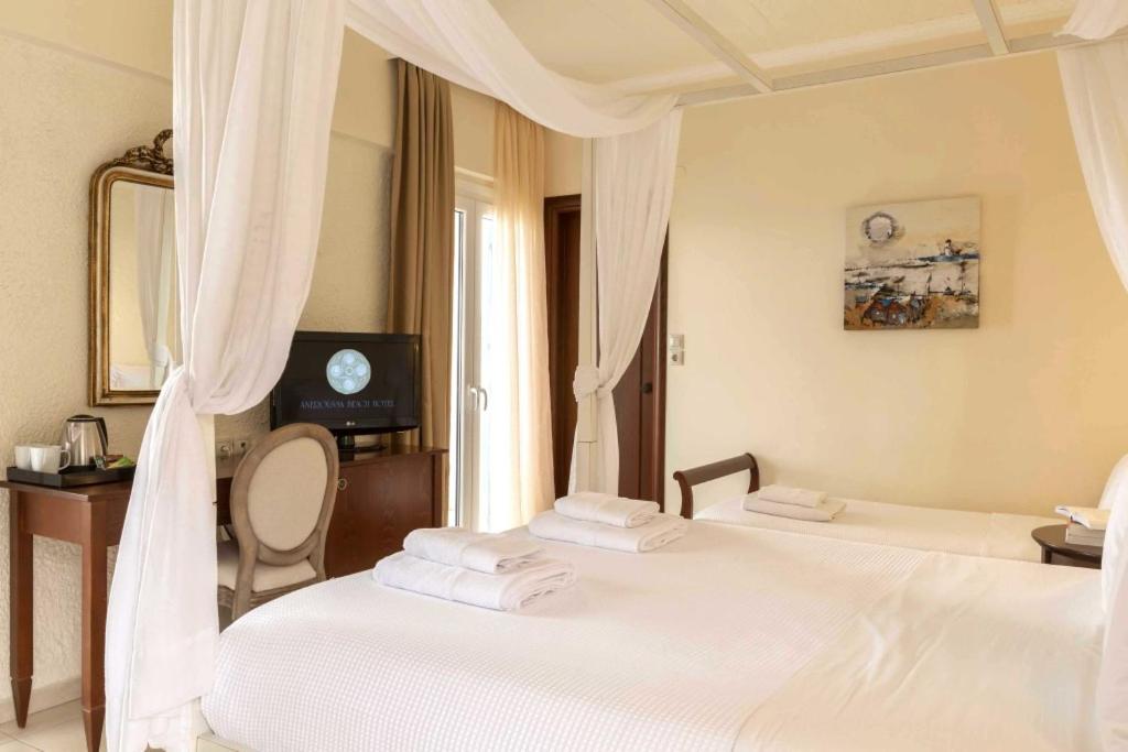 Deluxe Double Room with Sea View photo 1