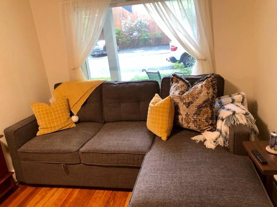 Two-Bedroom House photo 2