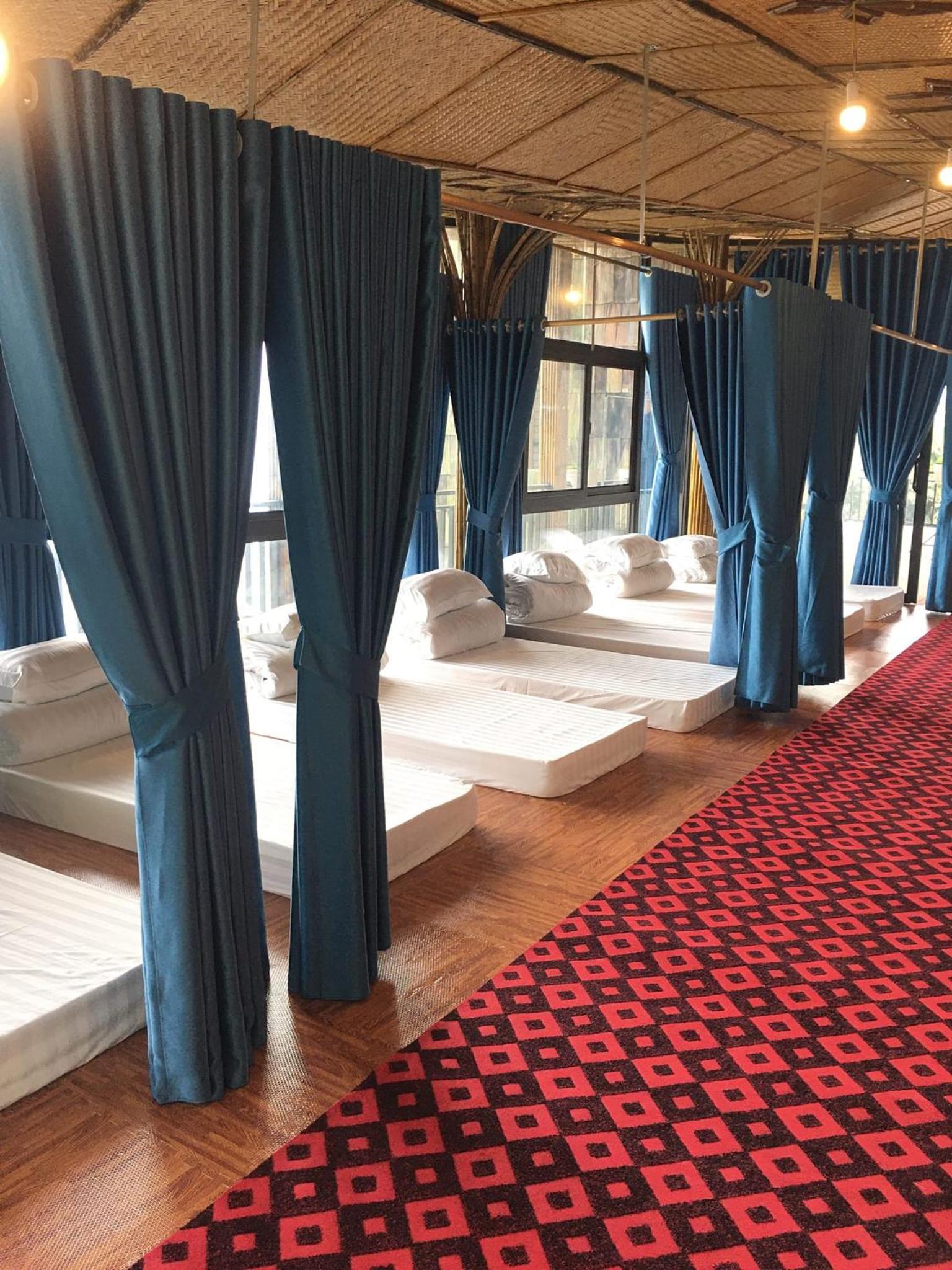 Mixed Dormitory Room