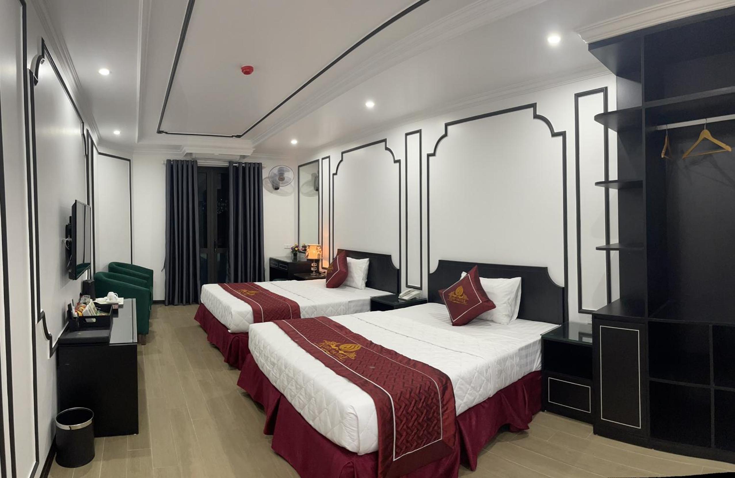 Twin Room with Balcony