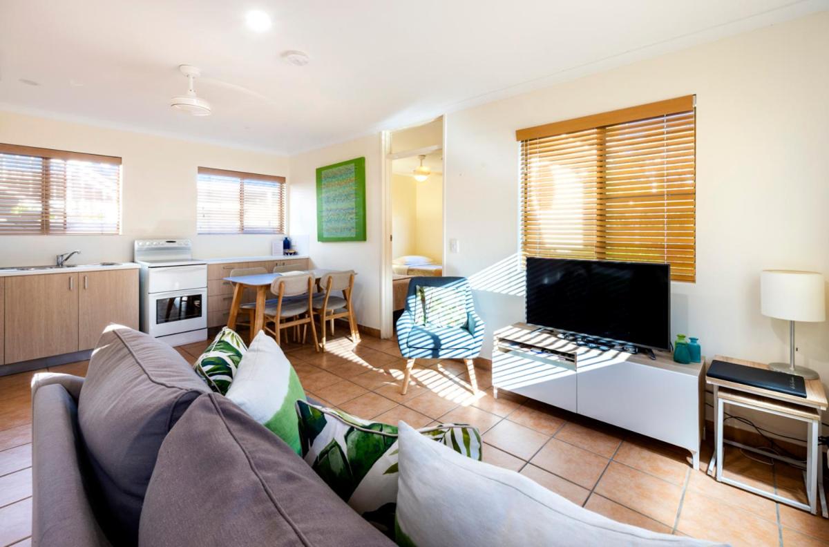 Standard Two-Bedroom Apartment photo 3