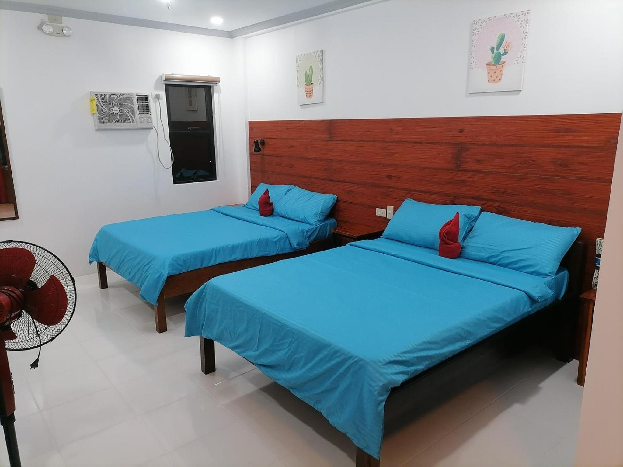 Quadruple Room with Balcony