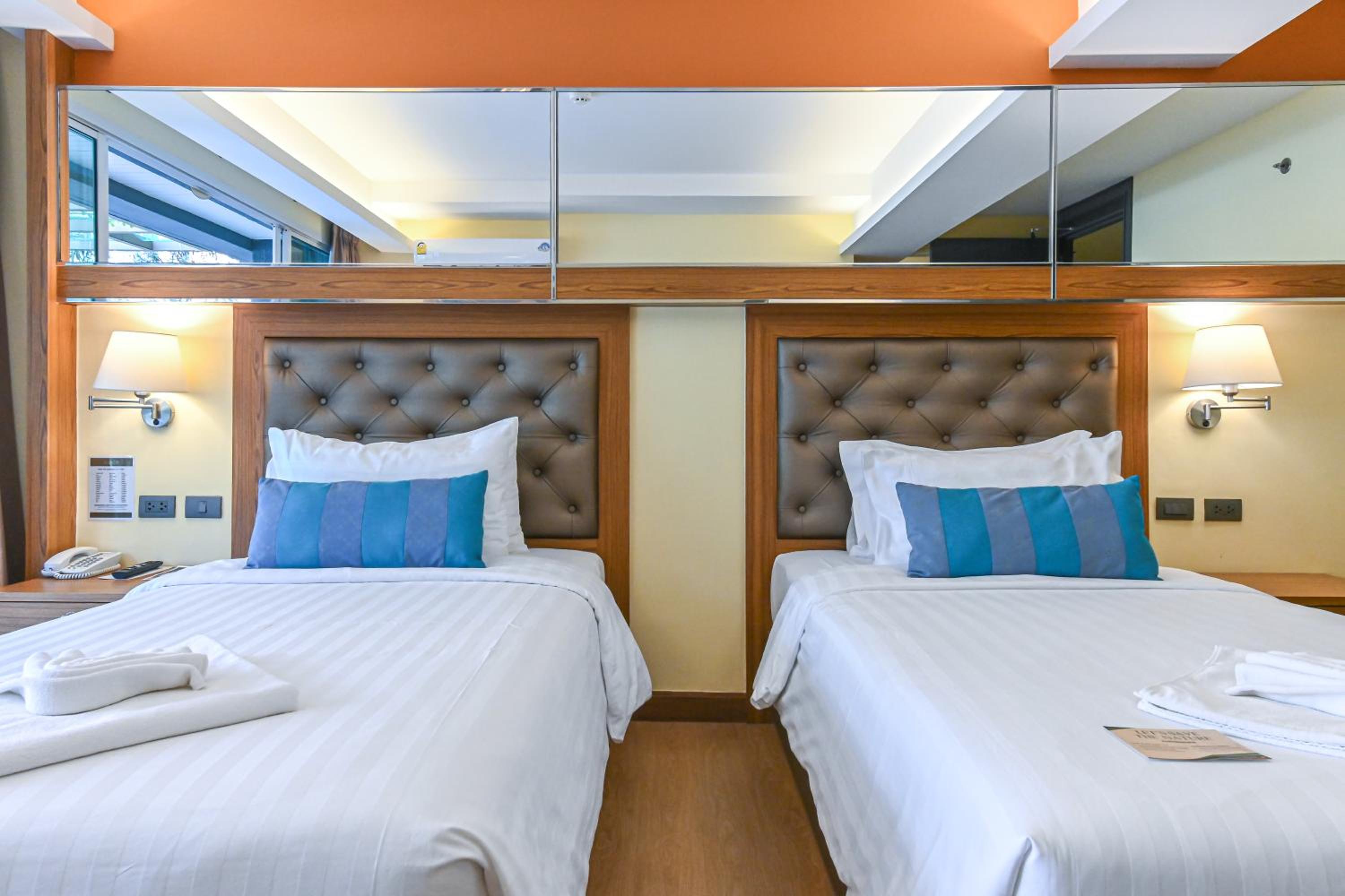 Superior Double or Twin Room - Photo 16