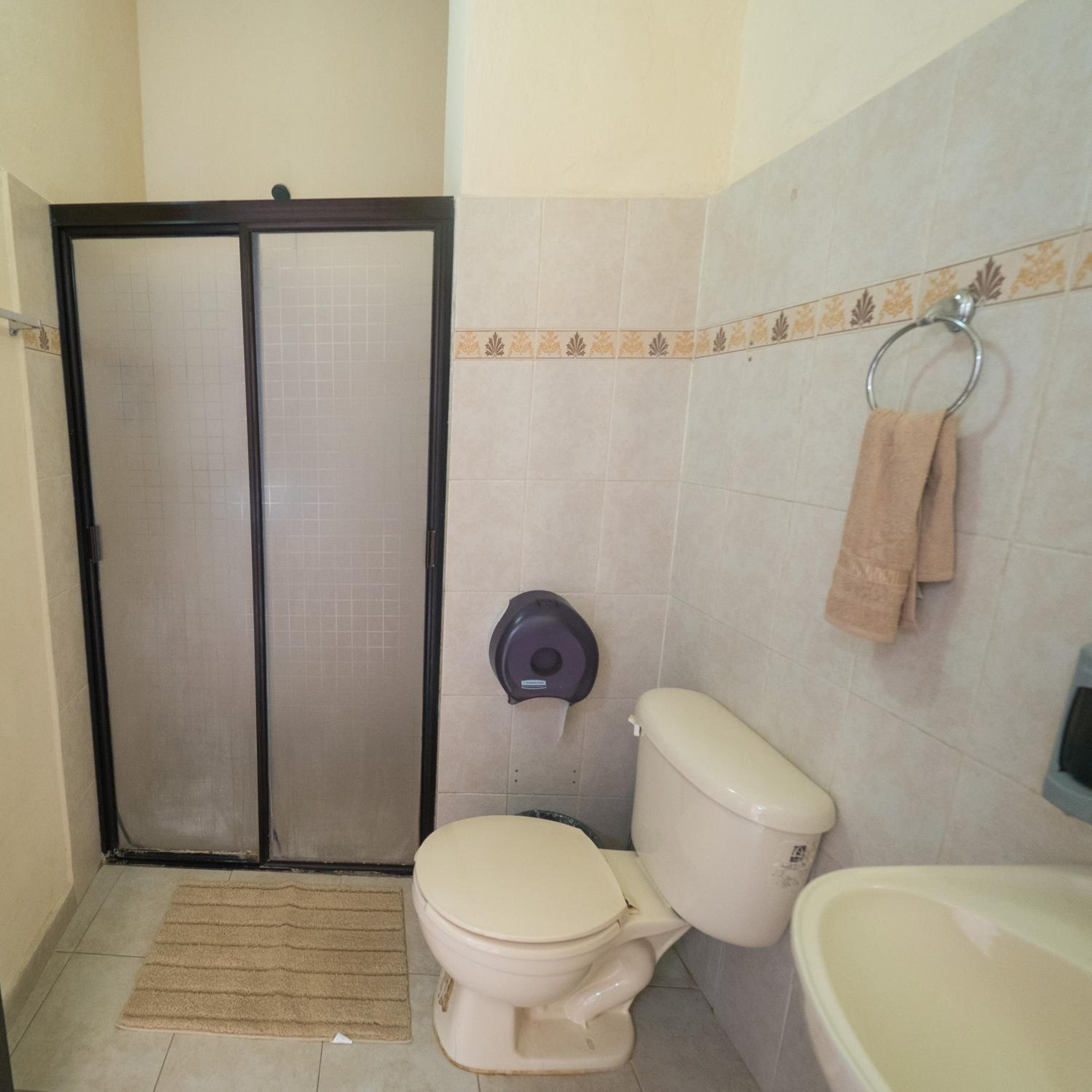 Standard Double Room - Photo 2