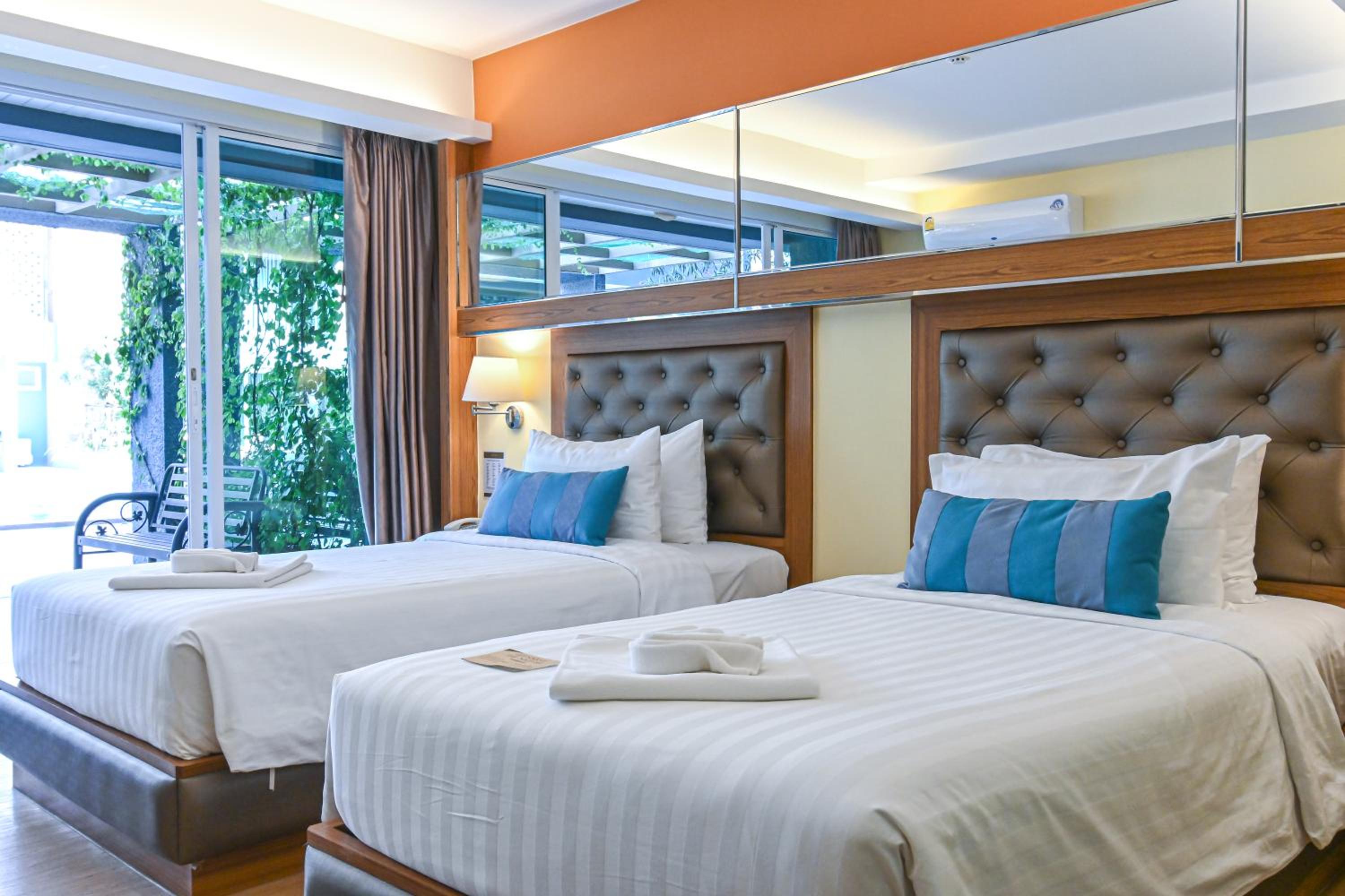 Double or Twin Room with Swimming Pool Access - Photo 1