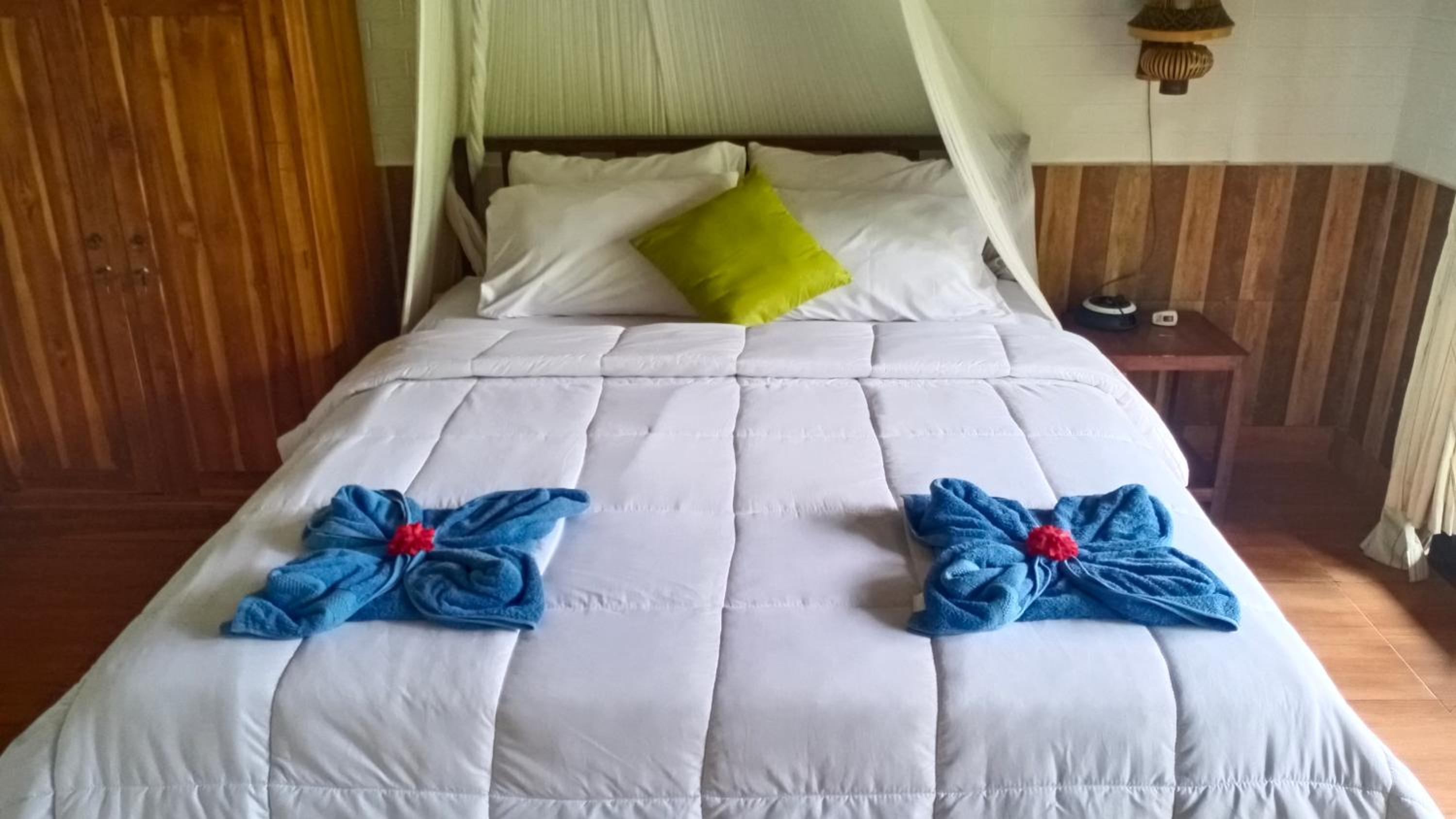 Deluxe Double Room with Balcony - Photo 34