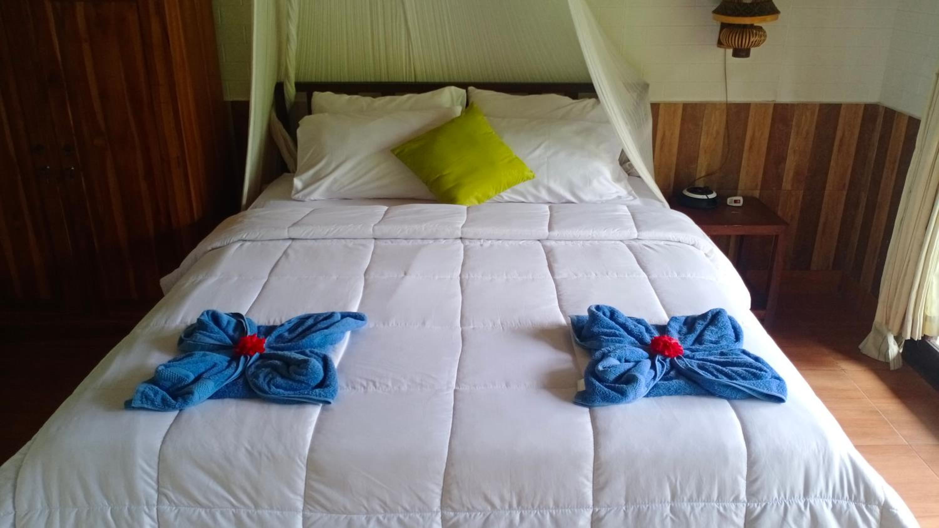 Deluxe Double Room with Balcony - Photo 32