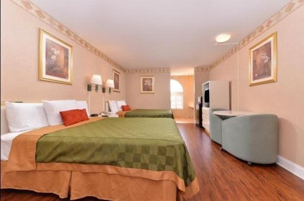 Double Queen Room - Photo 5