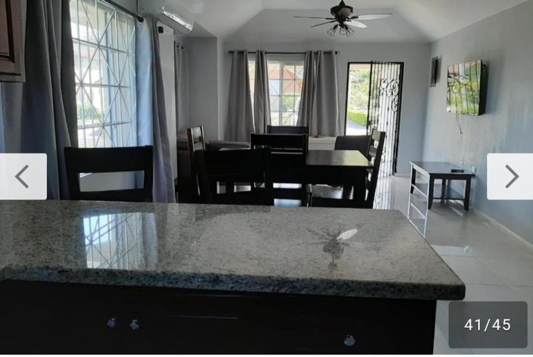 Two-Bedroom House photo 3