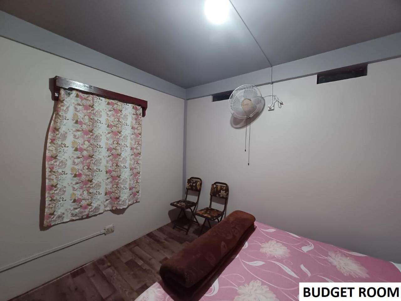 Budget Double Room photo 2