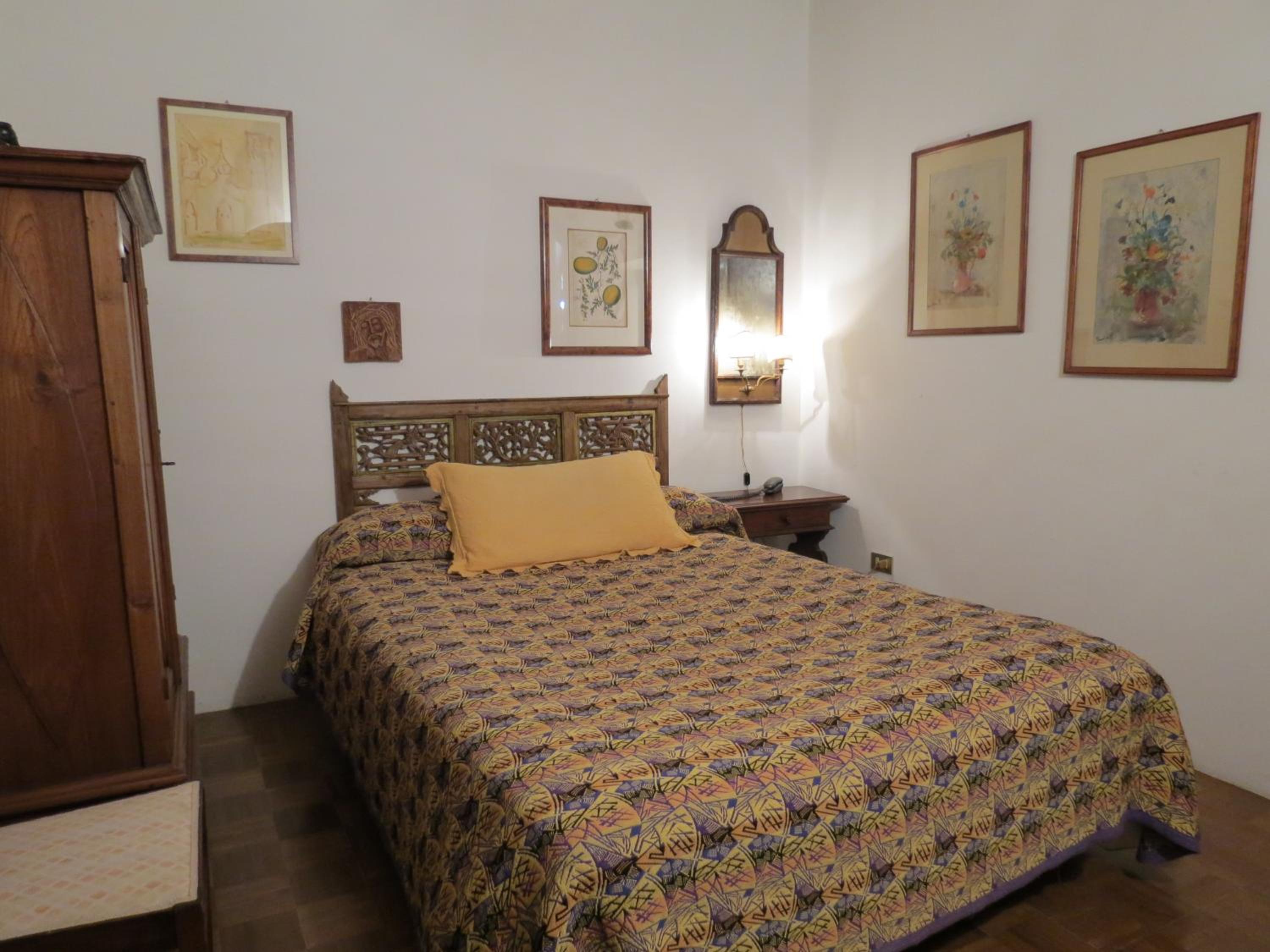 Deluxe Room (2 Adults + 1 Child) photo 1