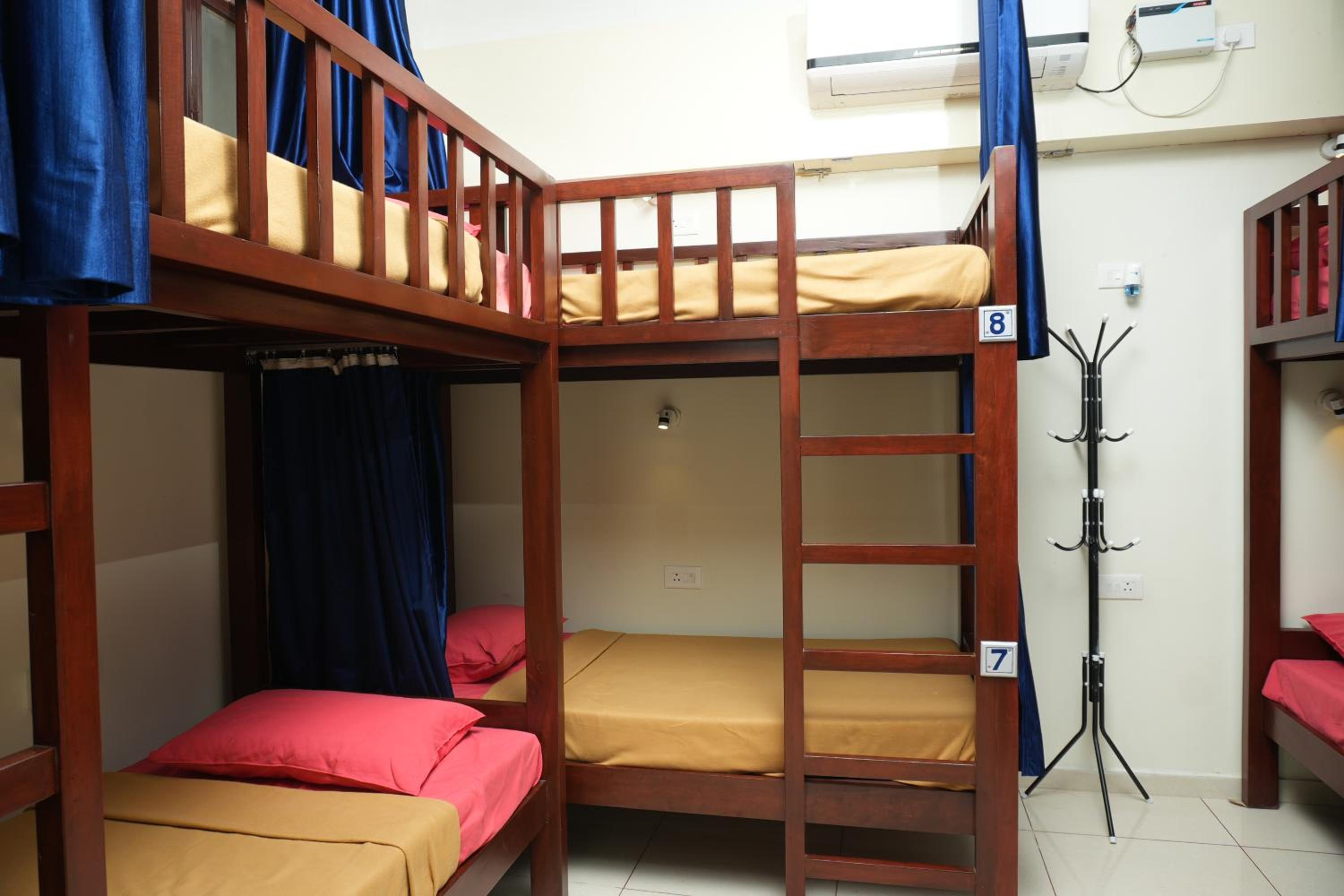 Family Room - Photo 14
