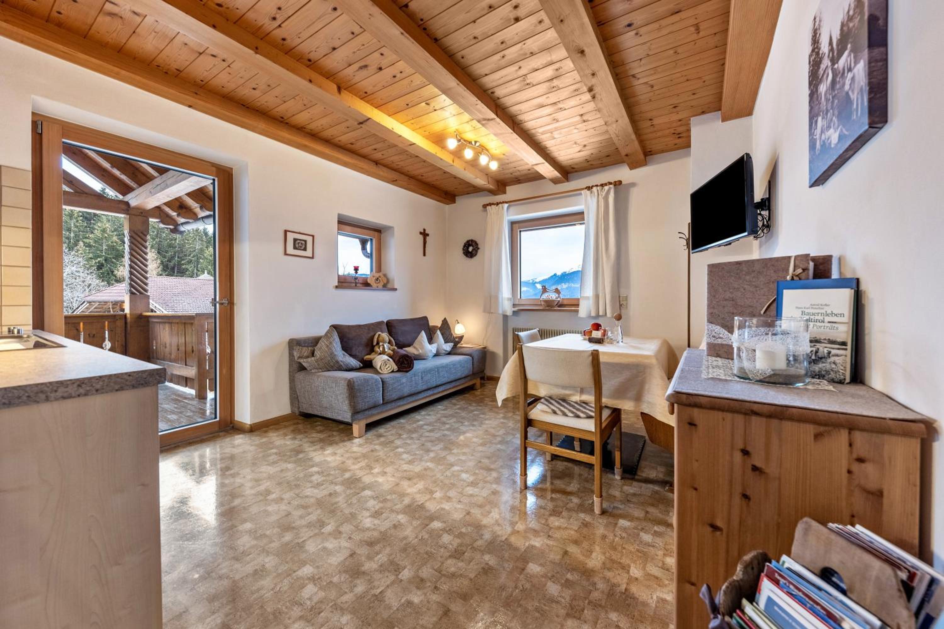 Superior One-Bedroom Apartment with Balcony